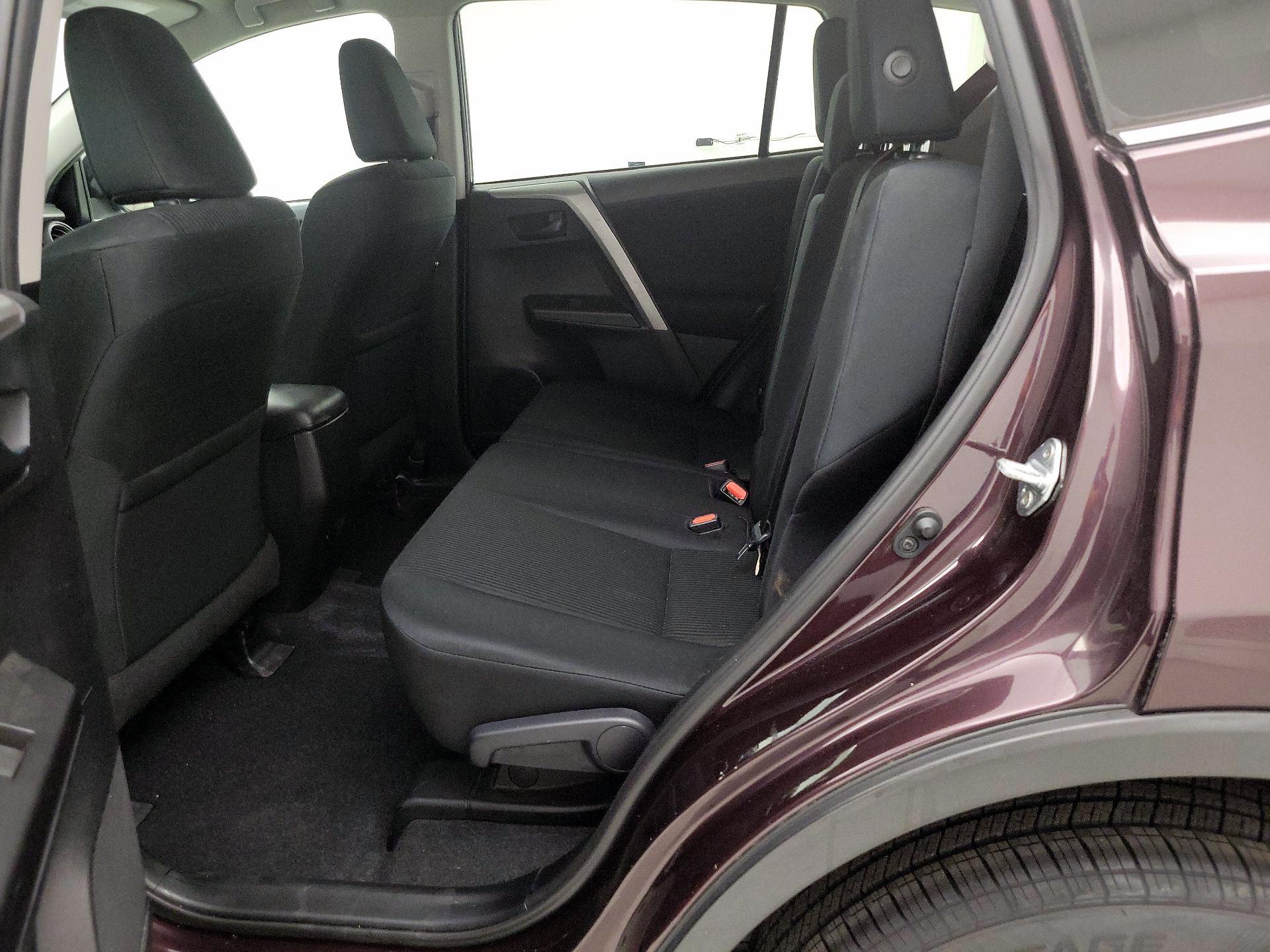 Thumbnail: 2017 Toyota RAV4 - 19