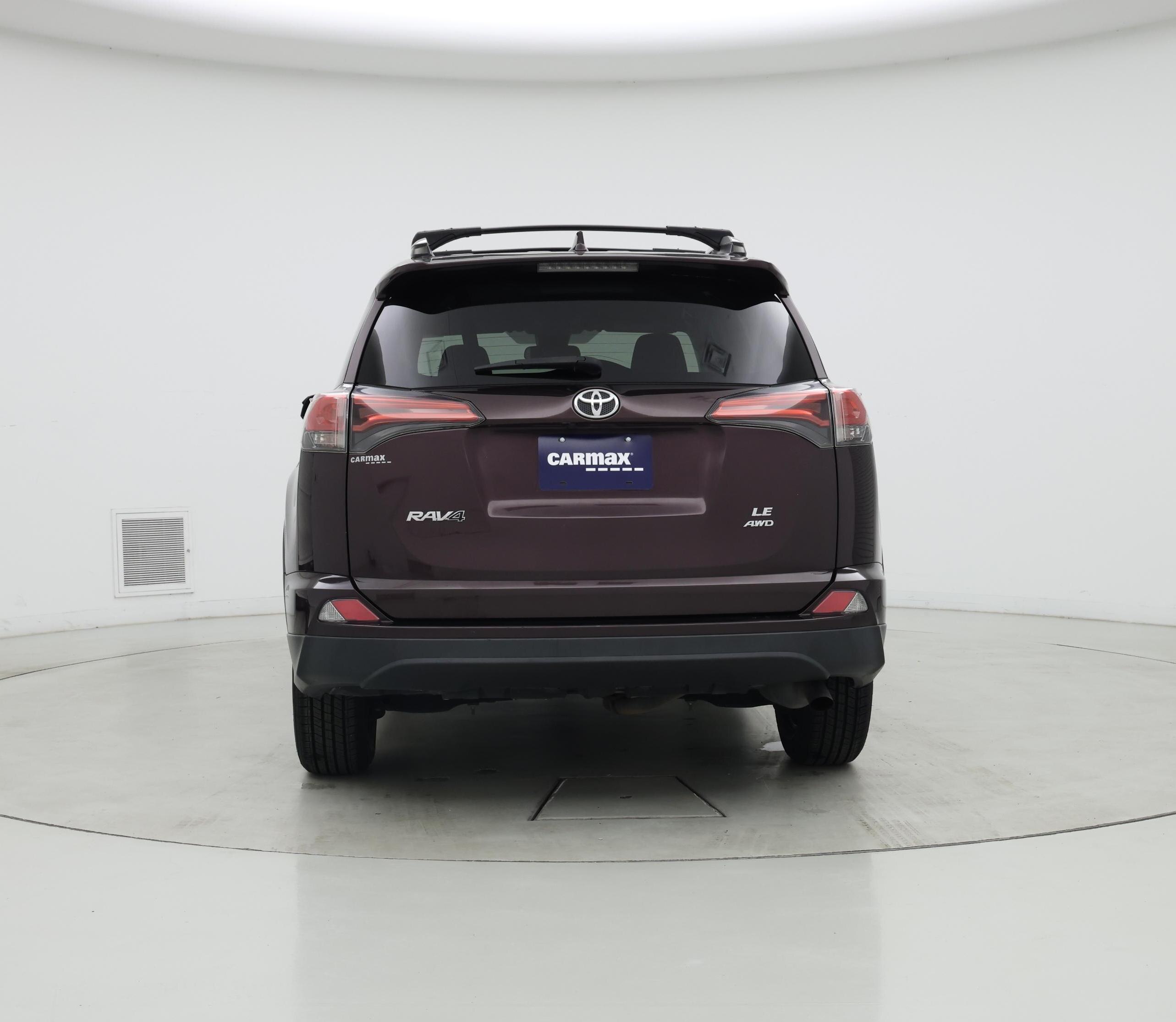 Thumbnail: 2017 Toyota RAV4 - 6