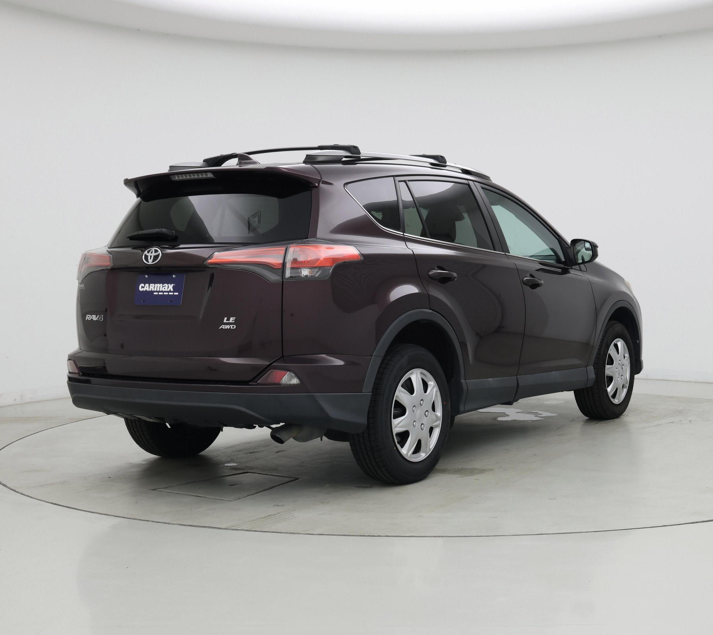 Thumbnail: 2017 Toyota RAV4 - 8