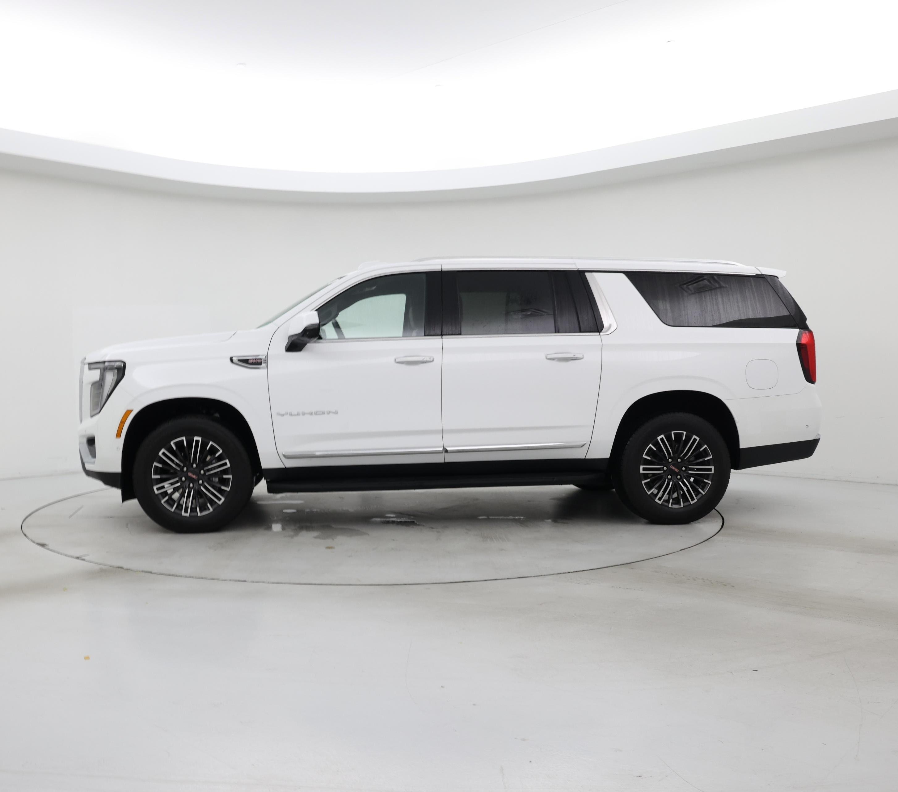 Thumbnail: 2025 GMC Yukon XL - 3
