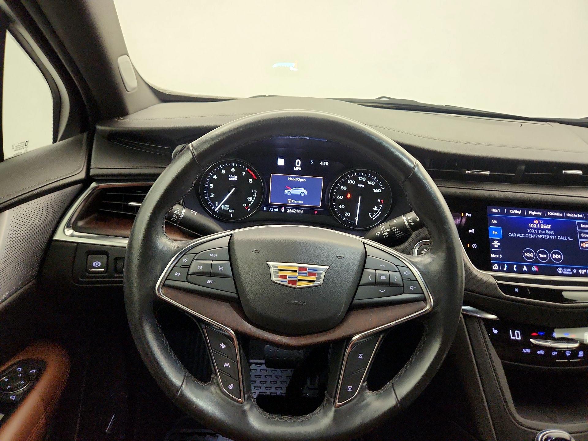 Thumbnail: 2023 Cadillac XT5 - 10