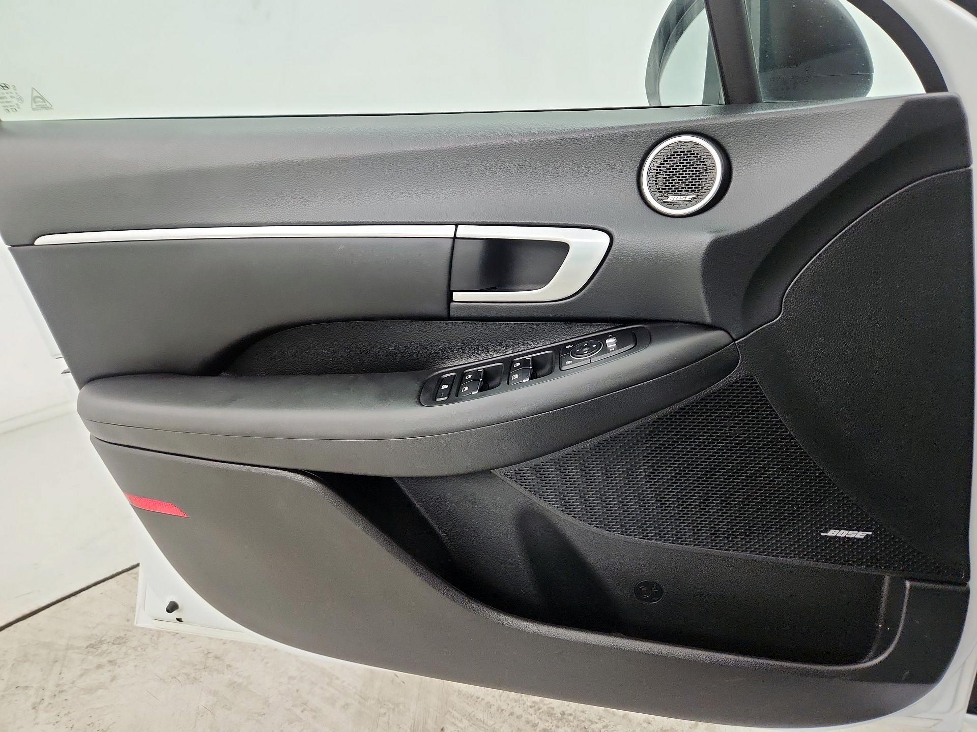 Thumbnail: 2023 Hyundai Sonata - 12