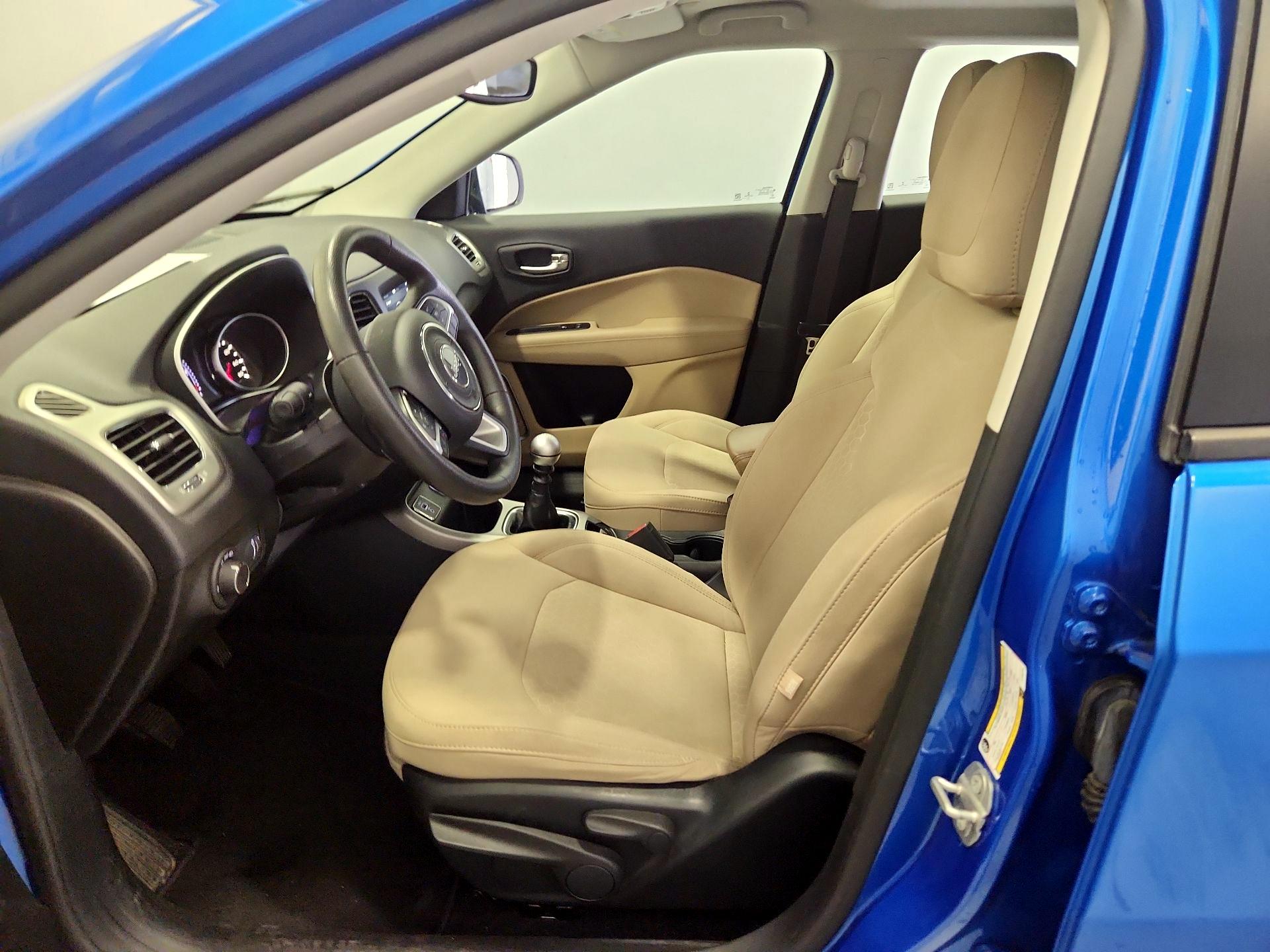 Thumbnail: 2020 Jeep Compass - 11