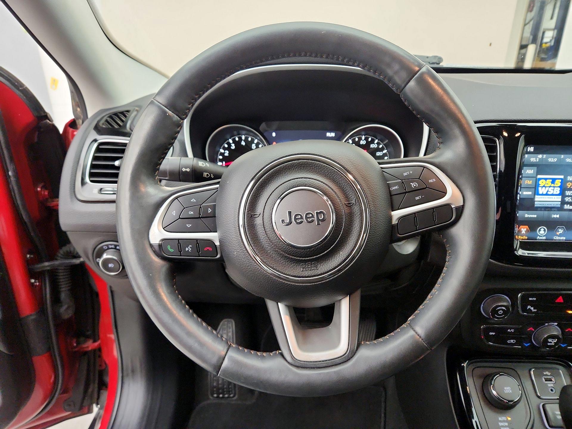 Thumbnail: 2017 Jeep Compass - 10