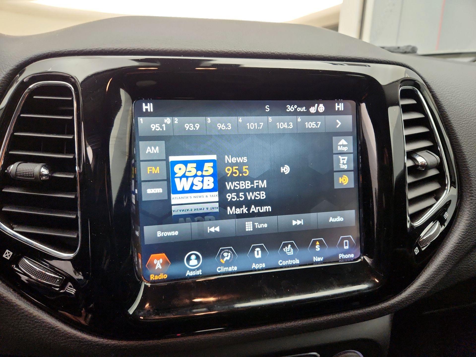 Thumbnail: 2017 Jeep Compass - 16