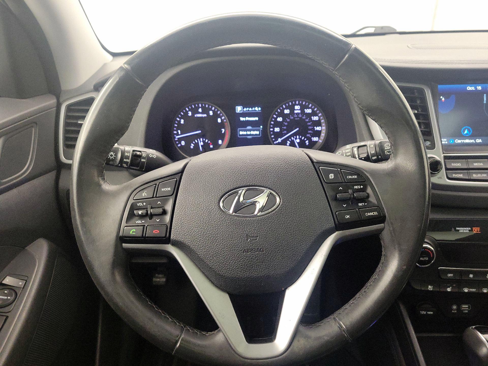 Thumbnail: 2016 Hyundai Tucson - 10