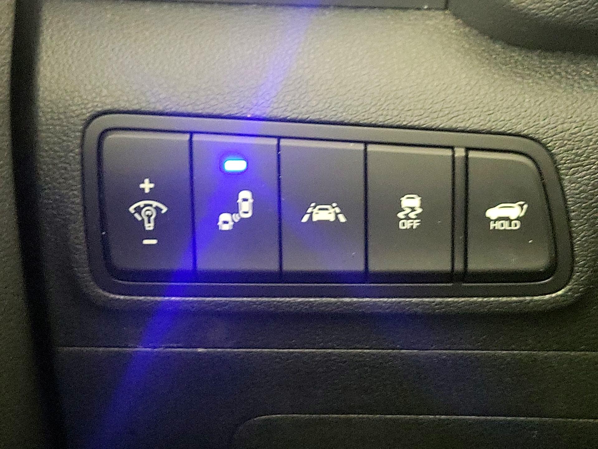 Thumbnail: 2016 Hyundai Tucson - 13