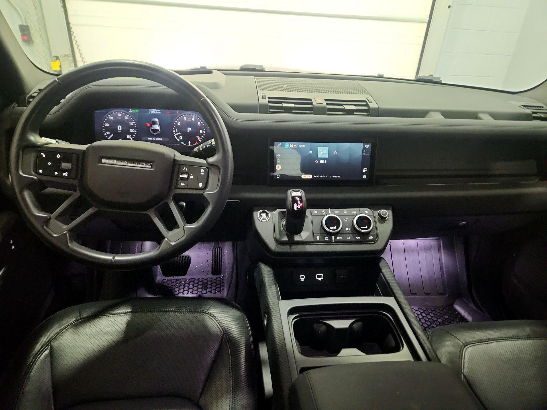 Thumbnail: 2022 Land Rover Defender - 9