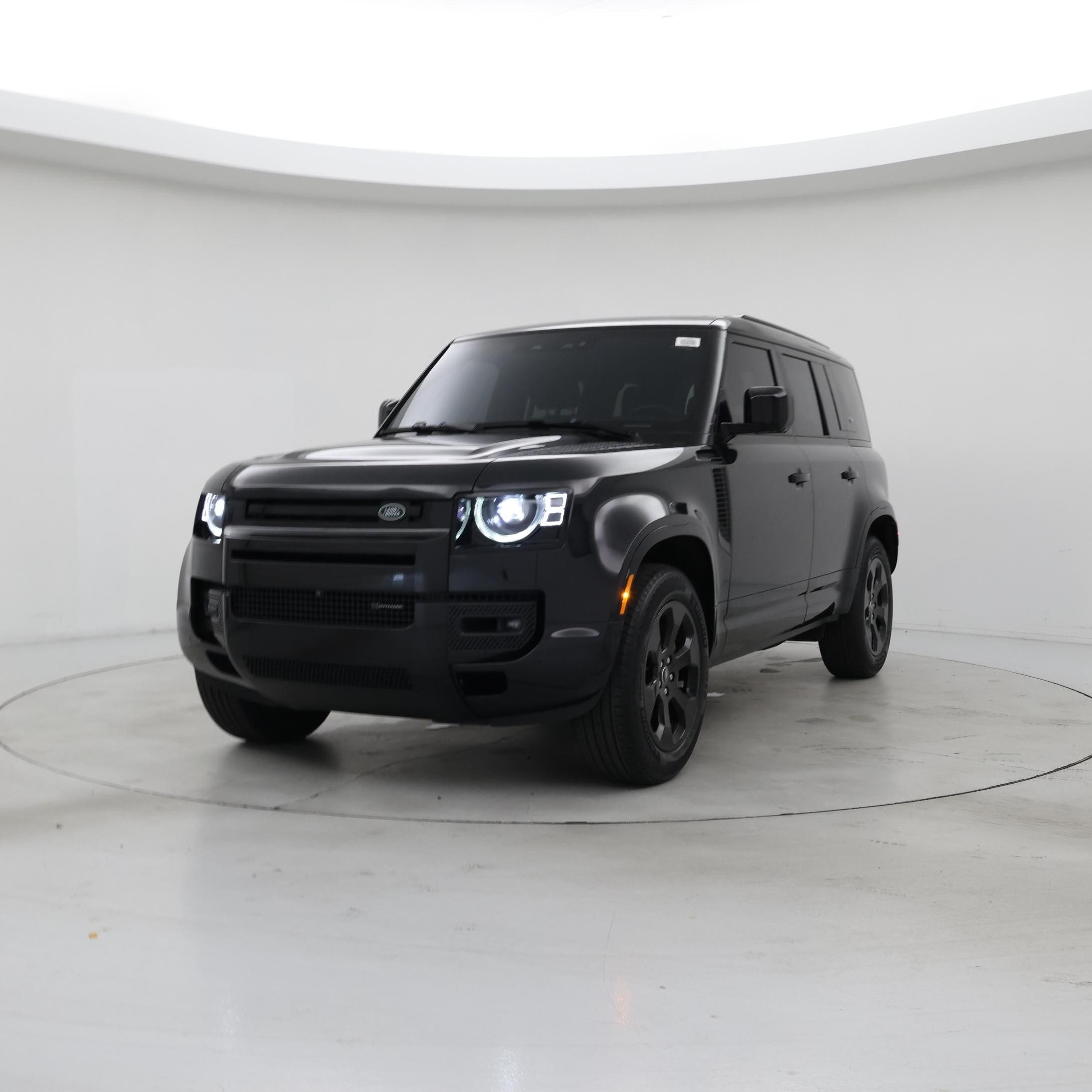 Thumbnail: 2022 Land Rover Defender - 4