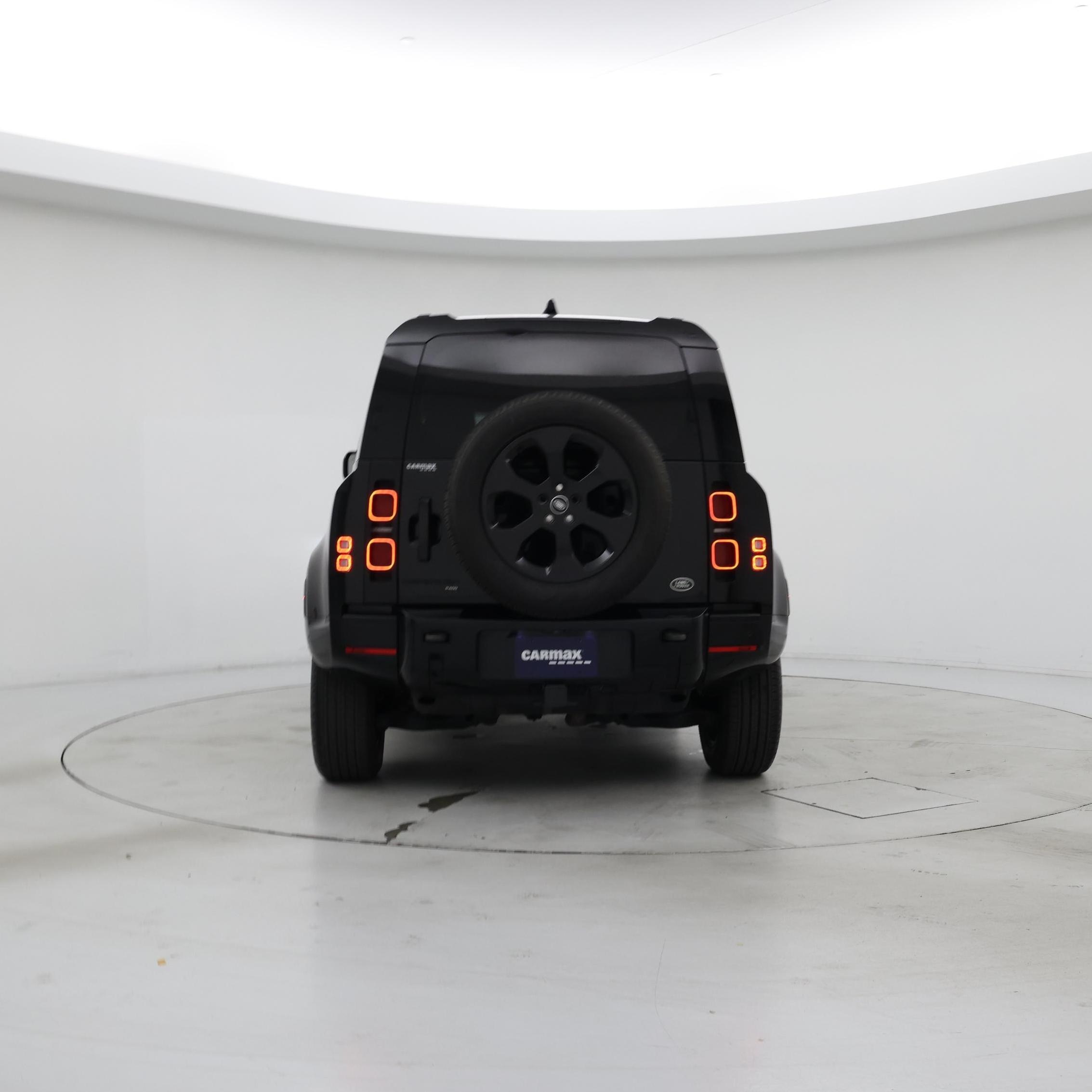 Thumbnail: 2022 Land Rover Defender - 6
