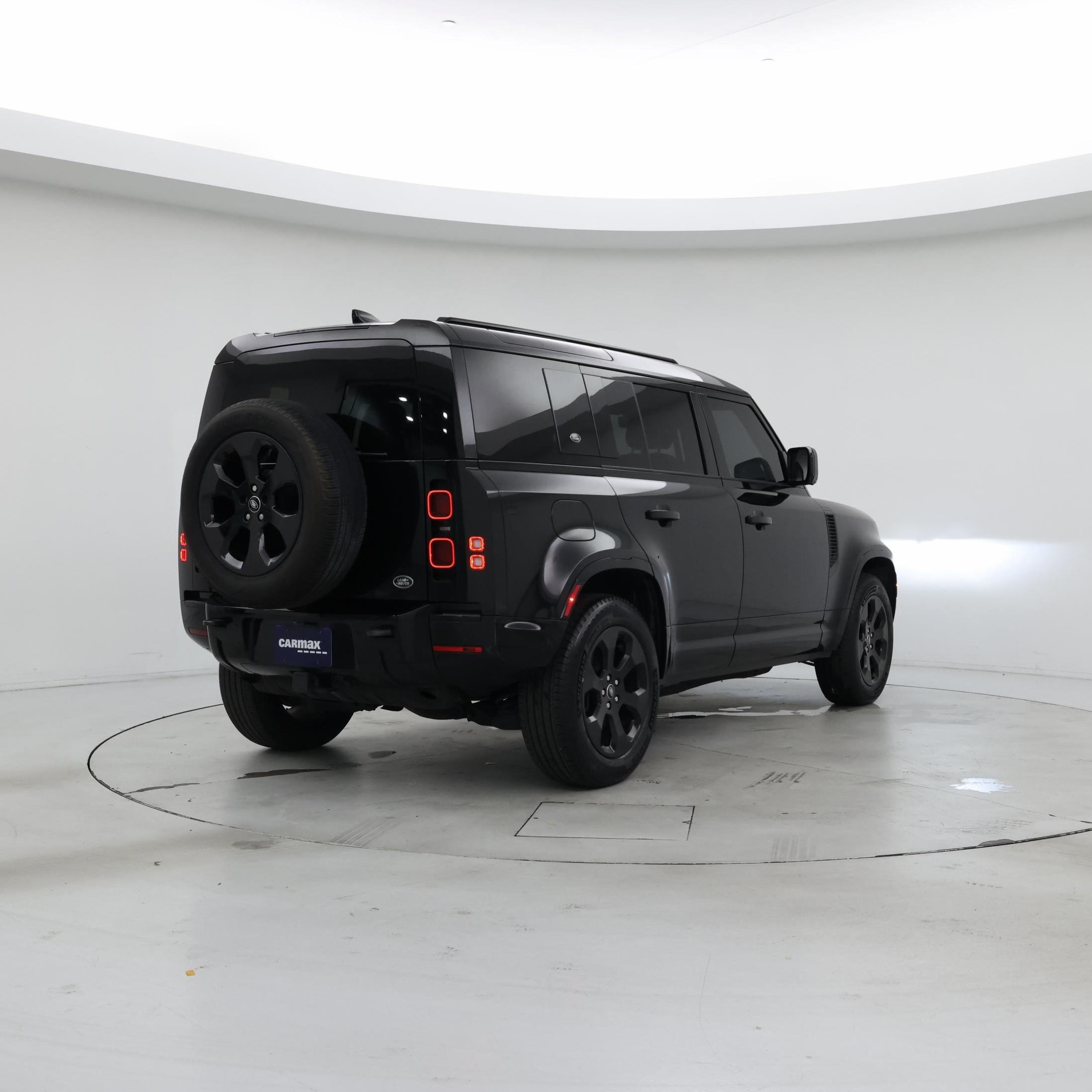 Thumbnail: 2022 Land Rover Defender - 8