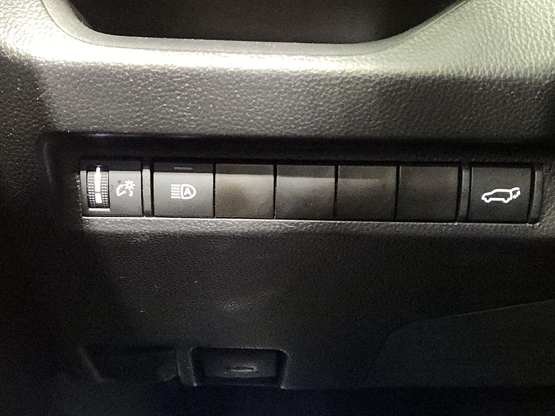 Thumbnail: 2024 Toyota RAV4 - 13