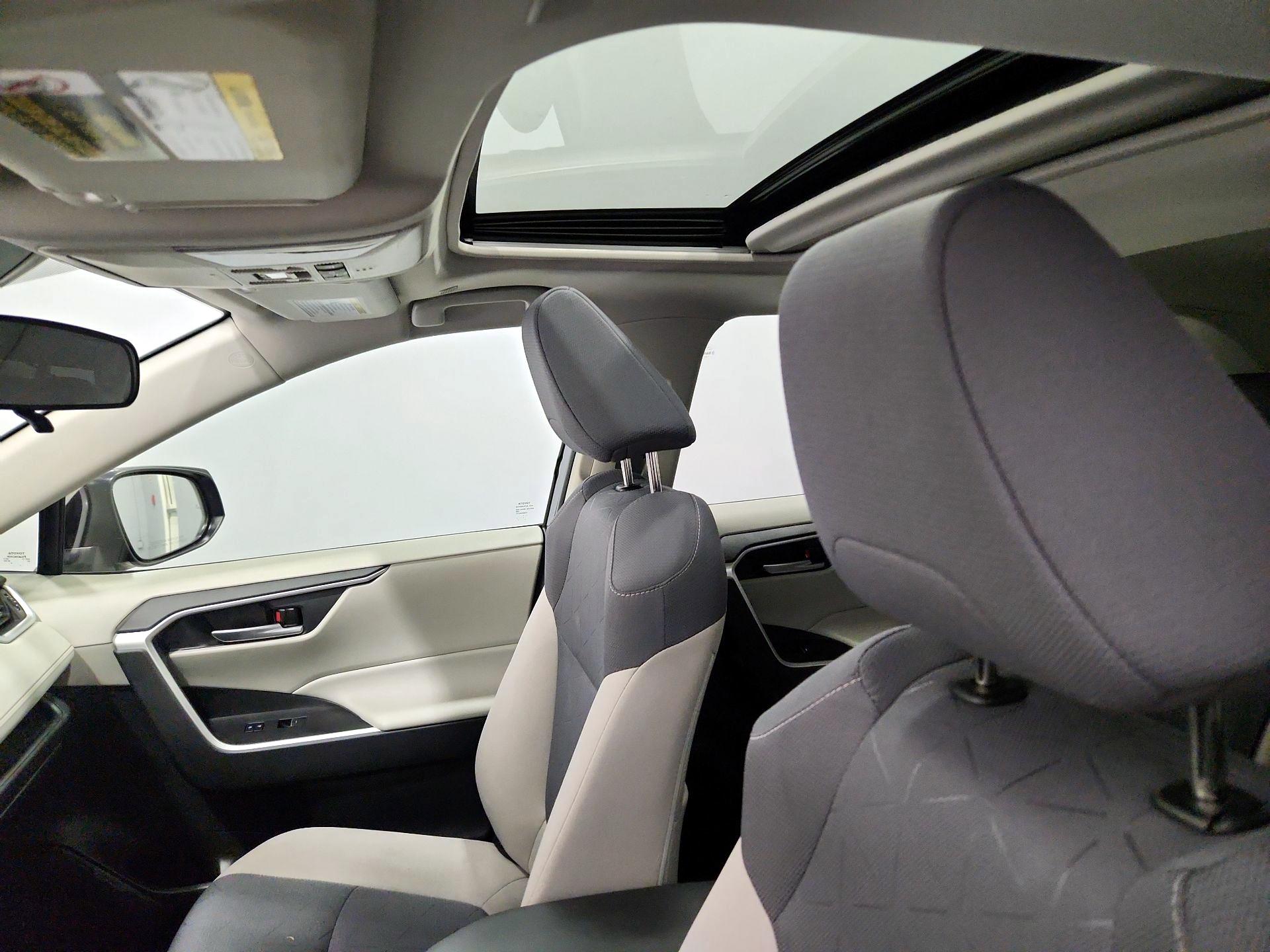 Thumbnail: 2024 Toyota RAV4 - 19