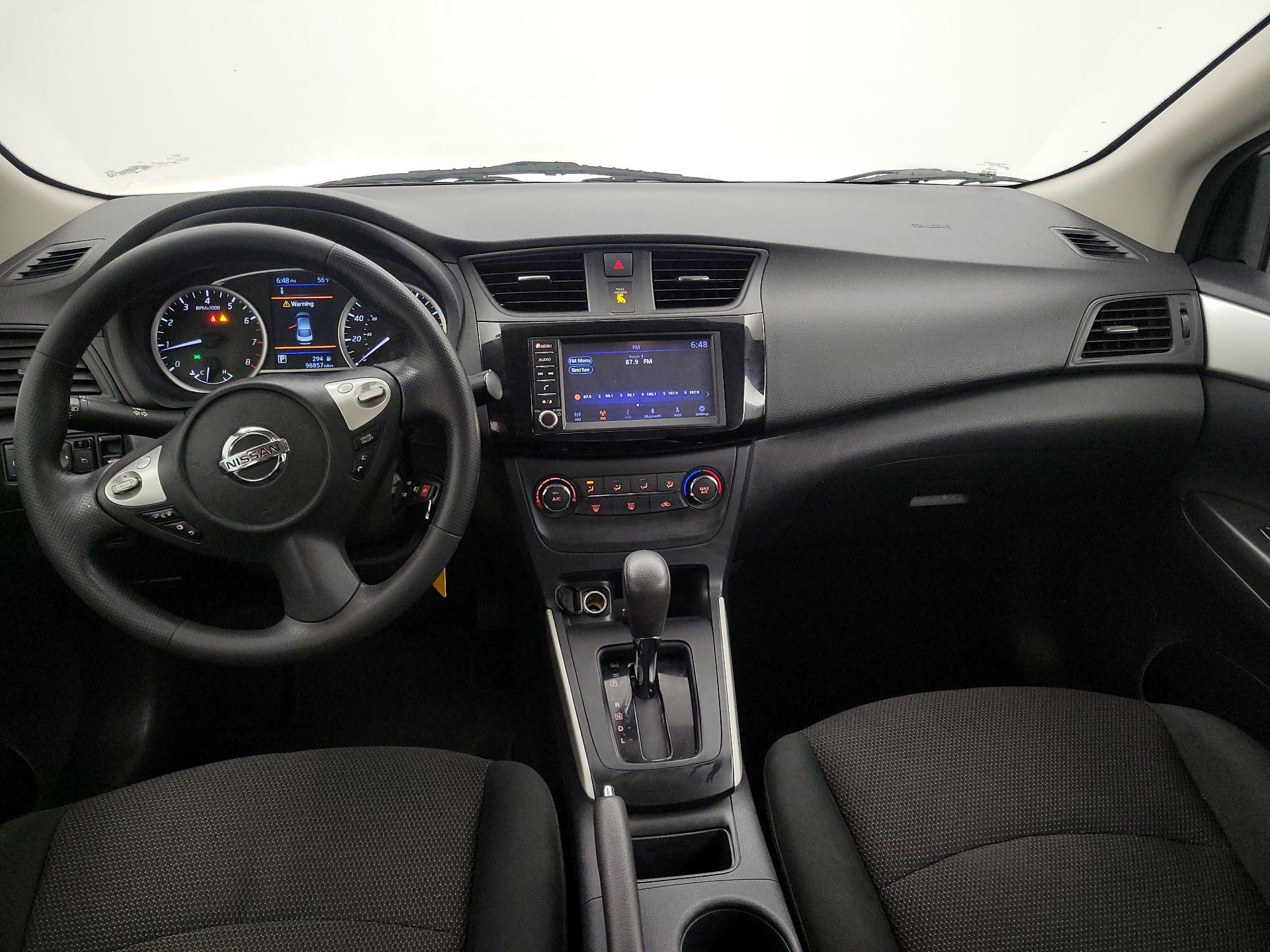Thumbnail: 2019 Nissan Sentra - 9