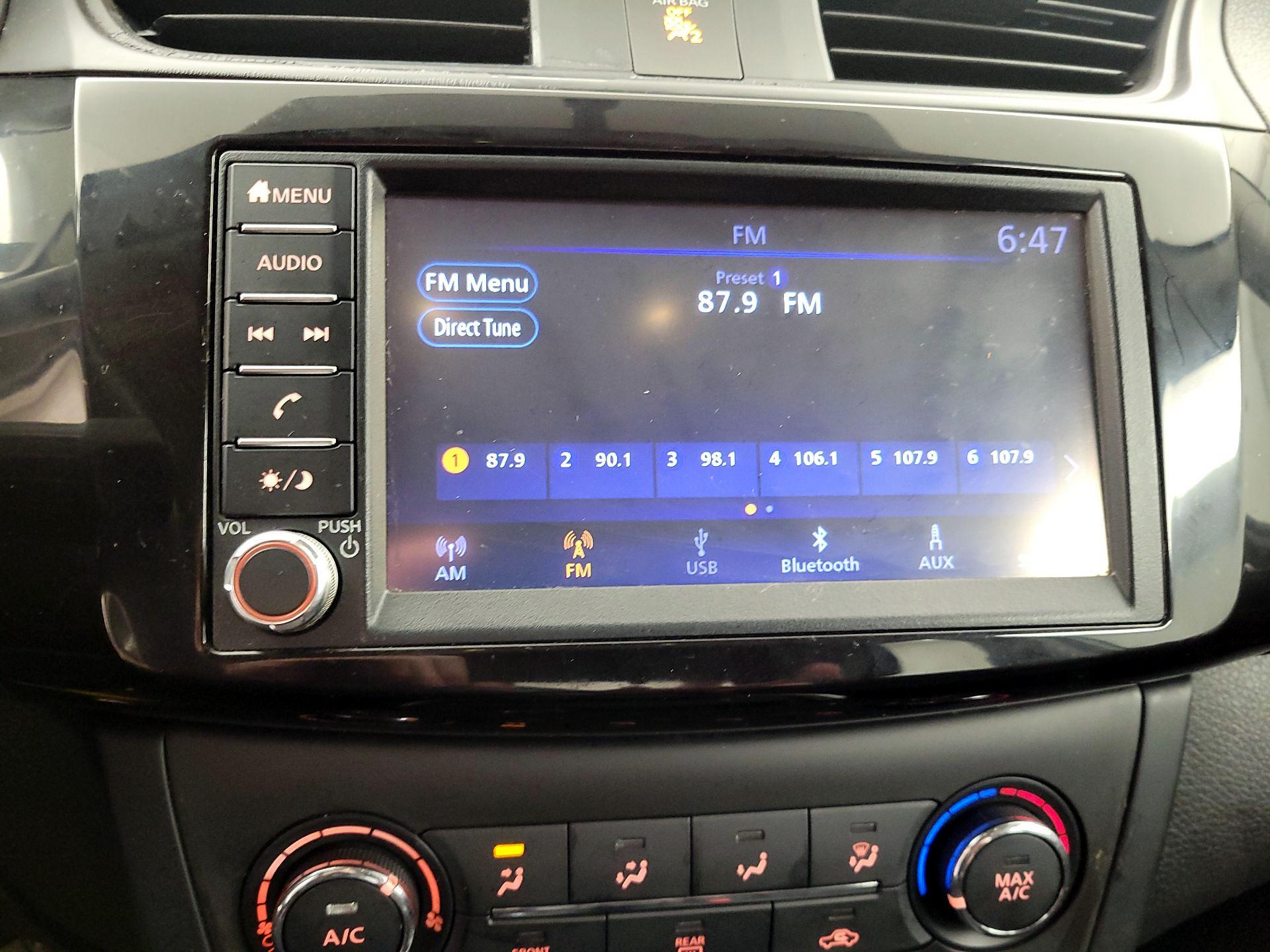 Thumbnail: 2019 Nissan Sentra - 15