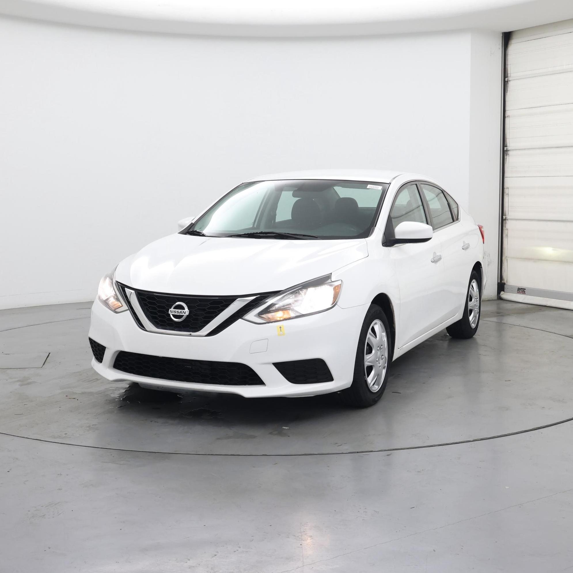 Thumbnail: 2019 Nissan Sentra - 4