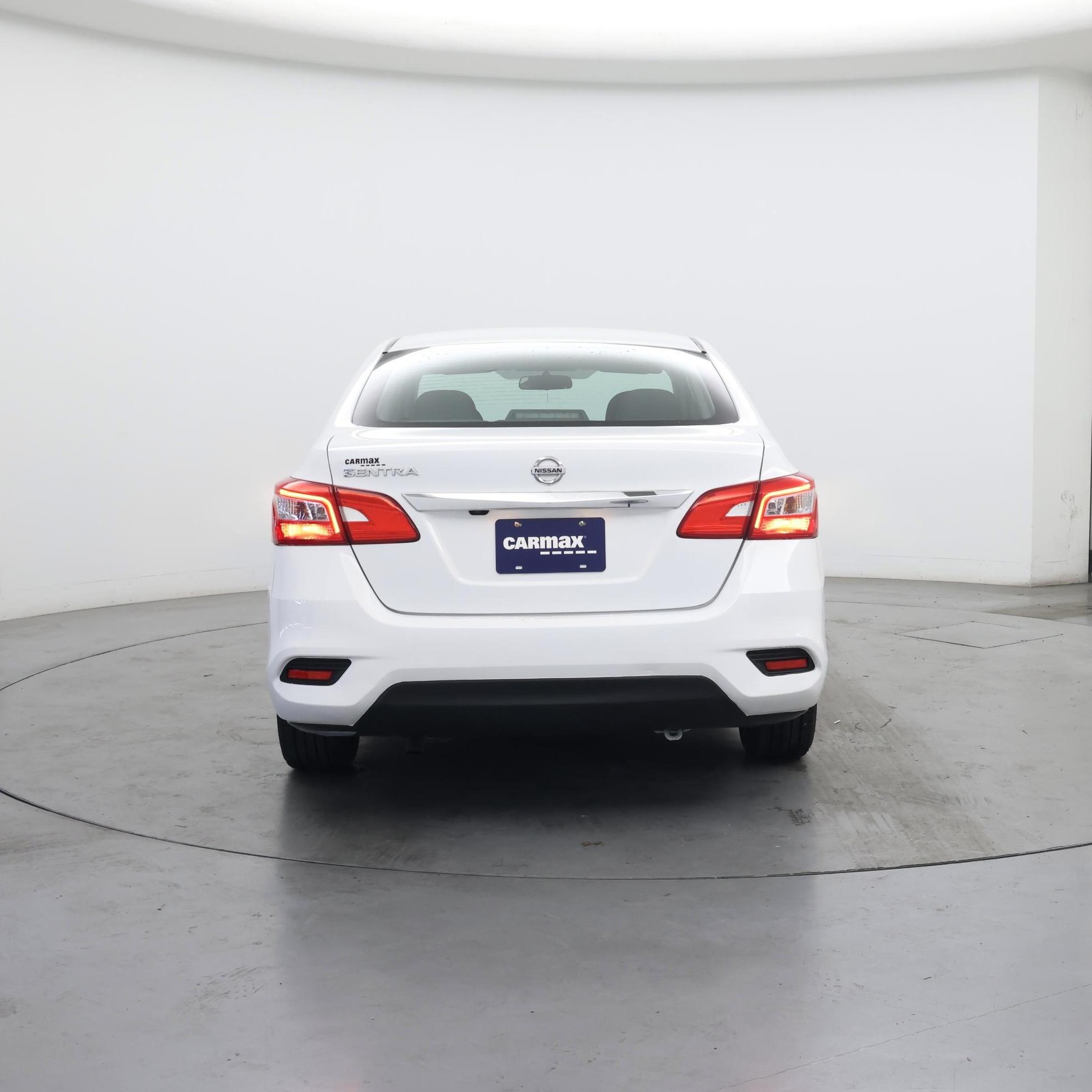Thumbnail: 2019 Nissan Sentra - 6