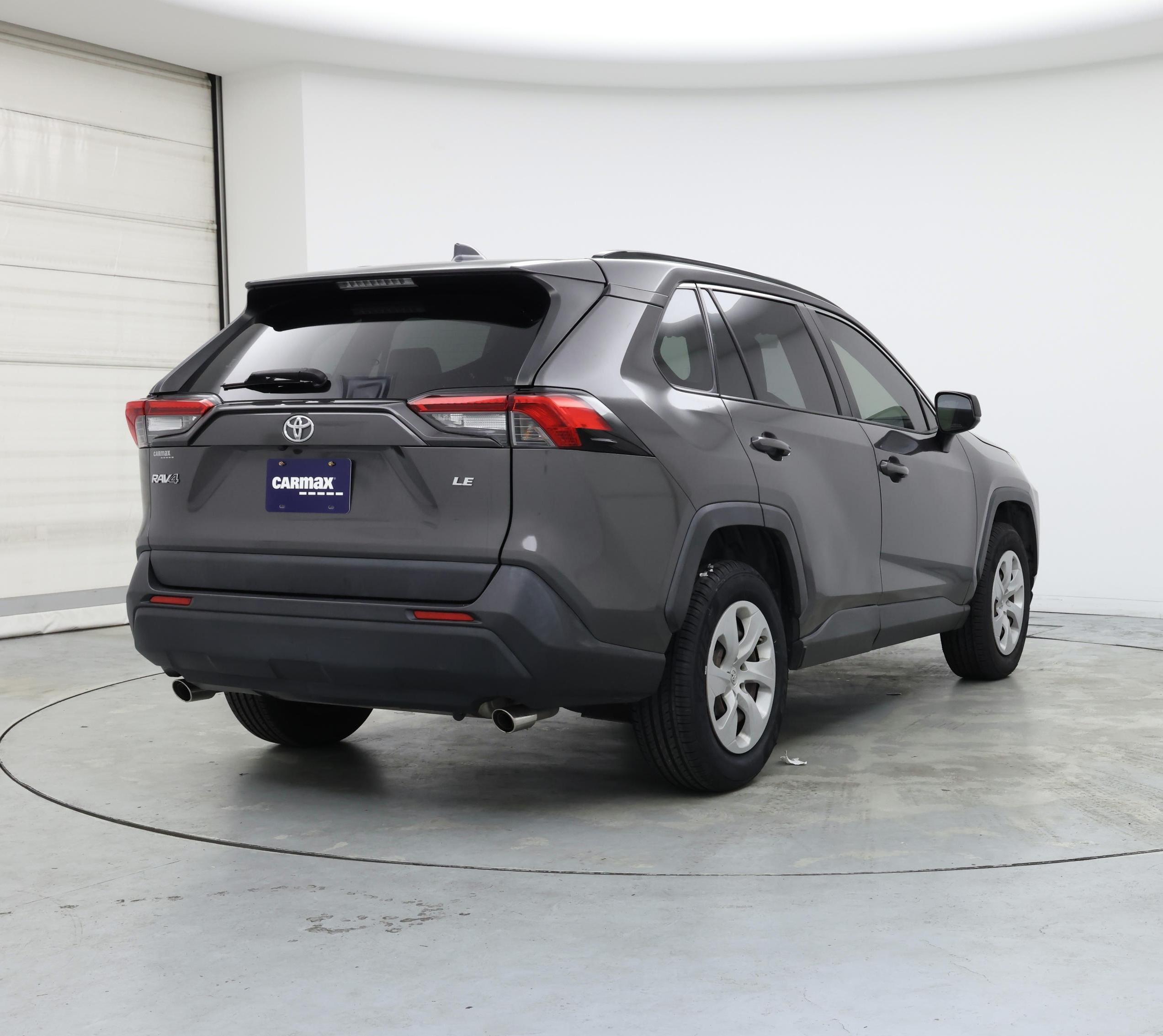 Thumbnail: 2019 Toyota RAV4 - 8