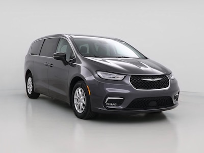 2023 Chrysler Pacifica Touring L -
                Jacksonville, FL