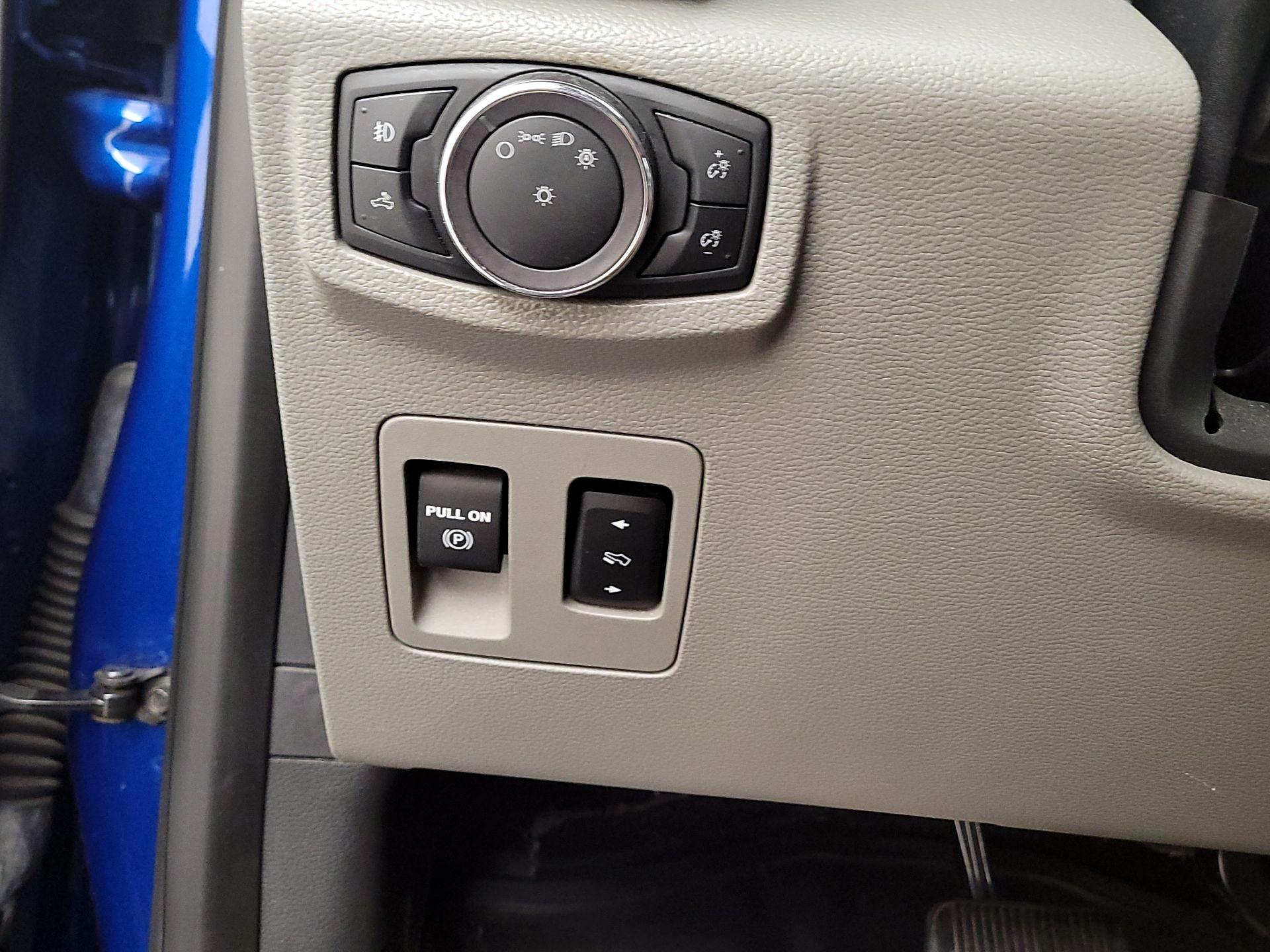 Thumbnail: 2018 Ford F-150 - 13