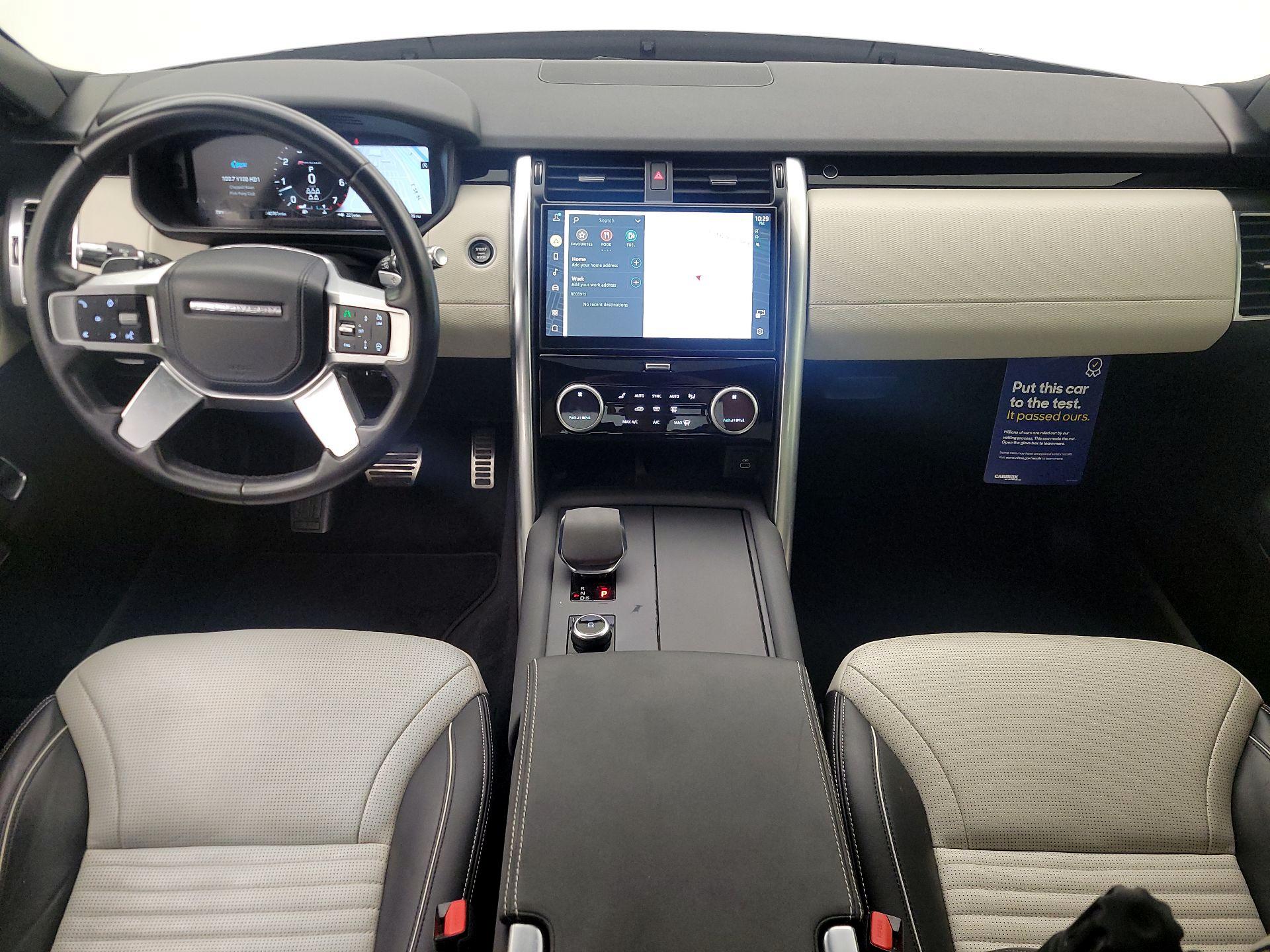 Thumbnail: 2022 Land Rover Discovery - 9