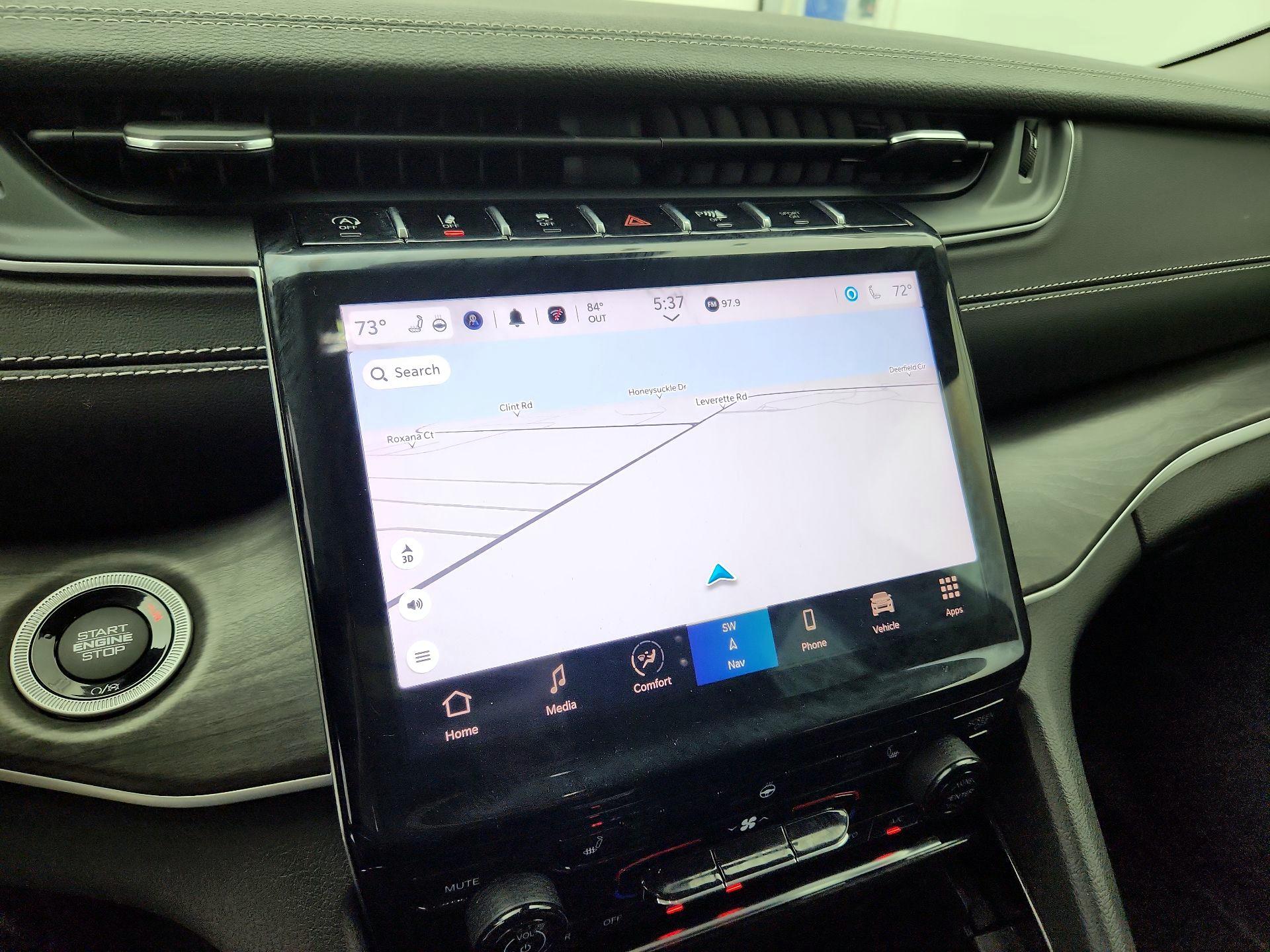 Thumbnail: 2023 Jeep Grand Cherokee - 14