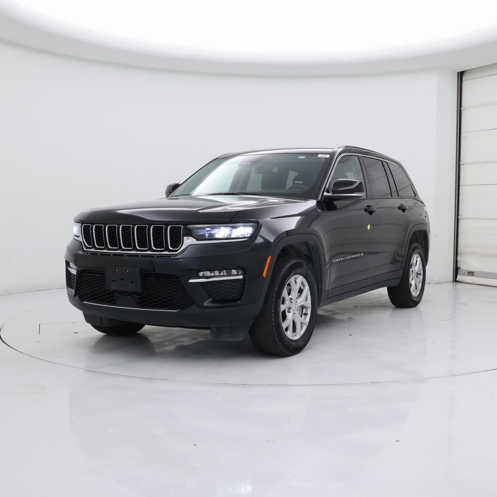 Thumbnail: 2023 Jeep Grand Cherokee - 4