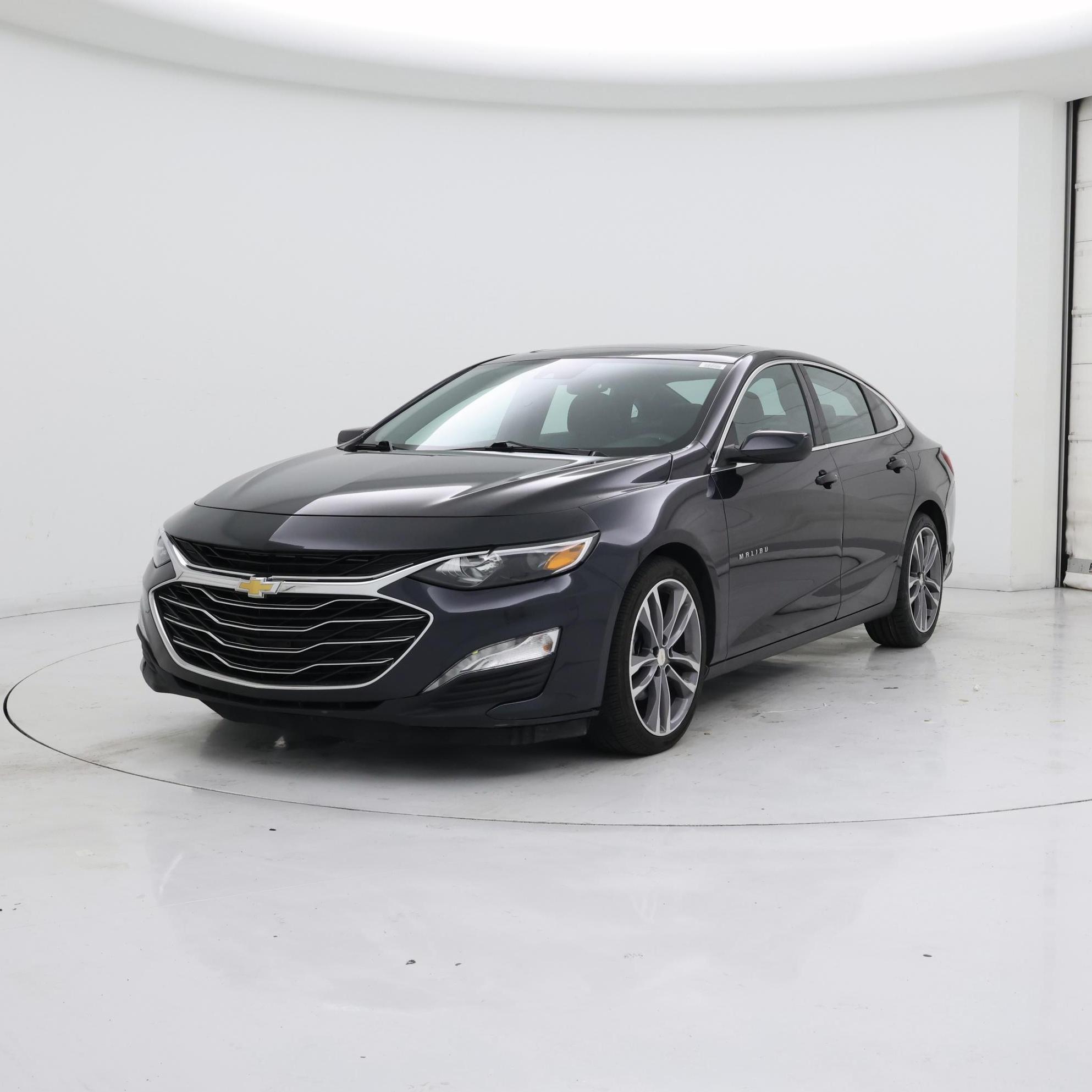 Thumbnail: 2023 Chevrolet Malibu - 4