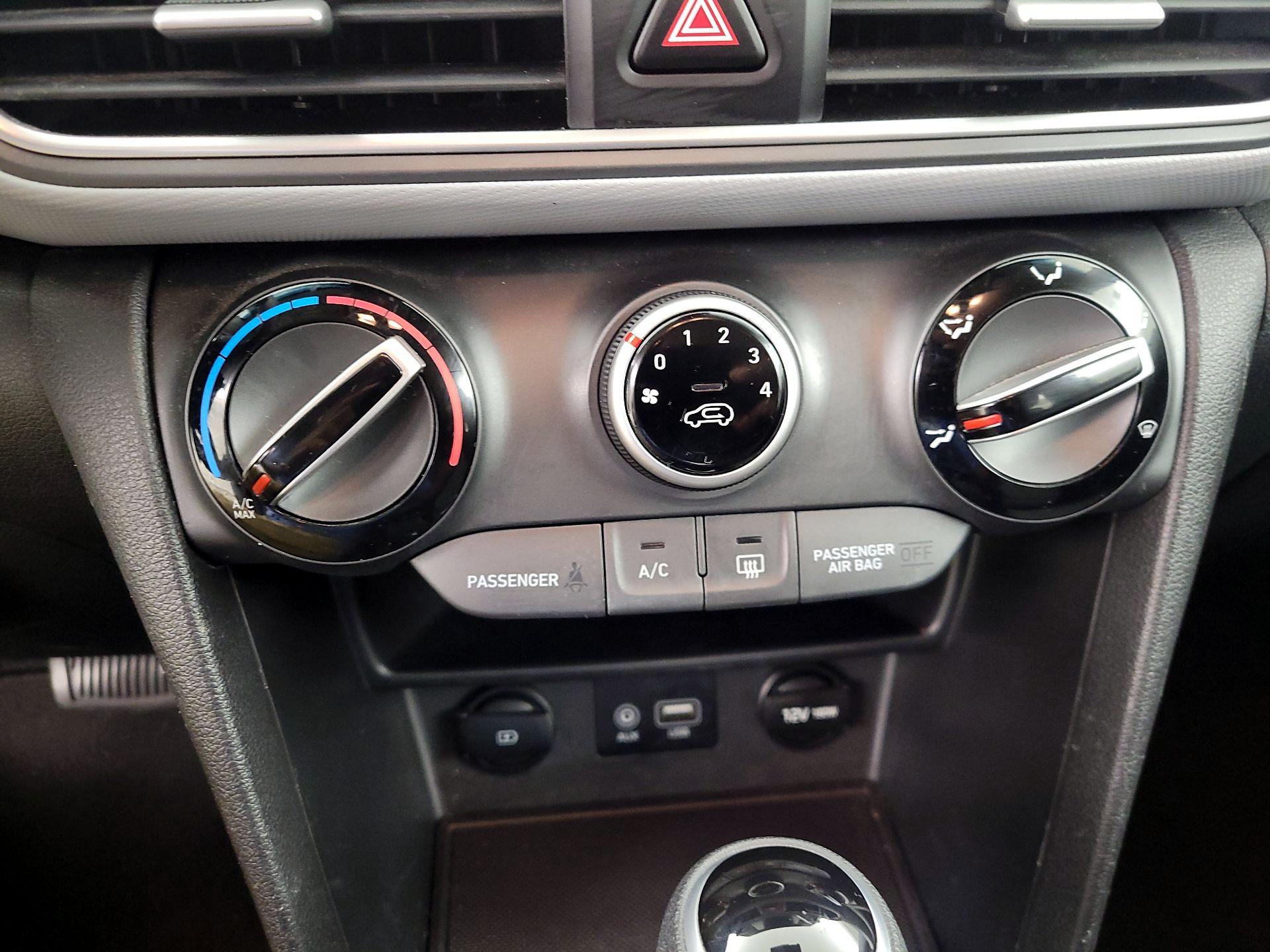 Thumbnail: 2020 Hyundai Kona - 16