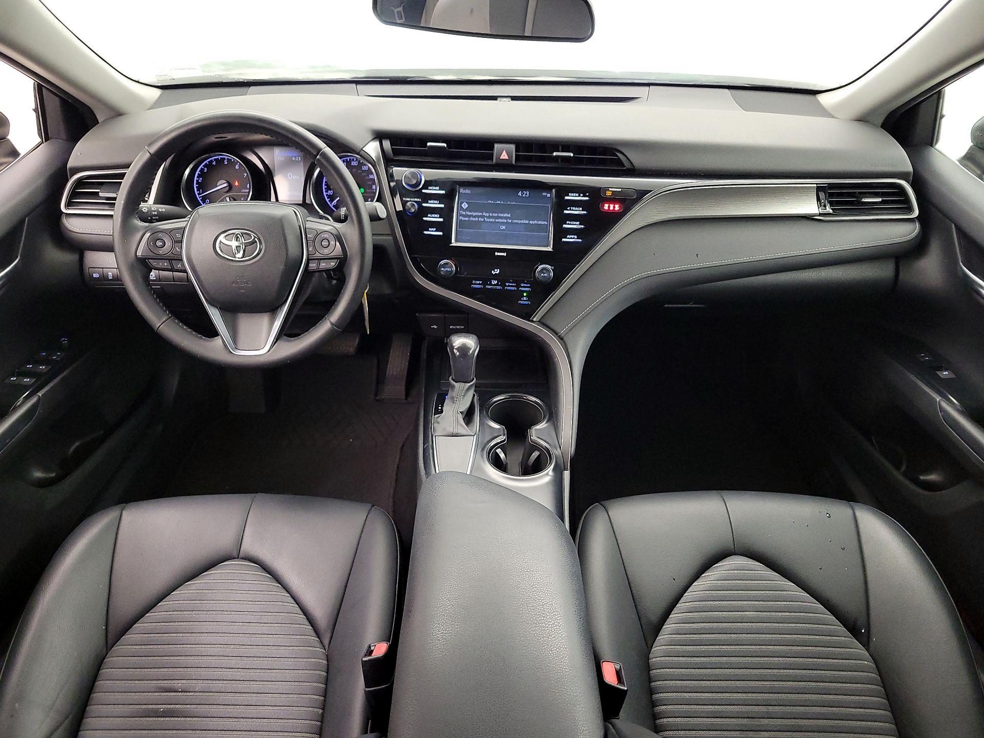 Thumbnail: 2020 Toyota Camry - 9