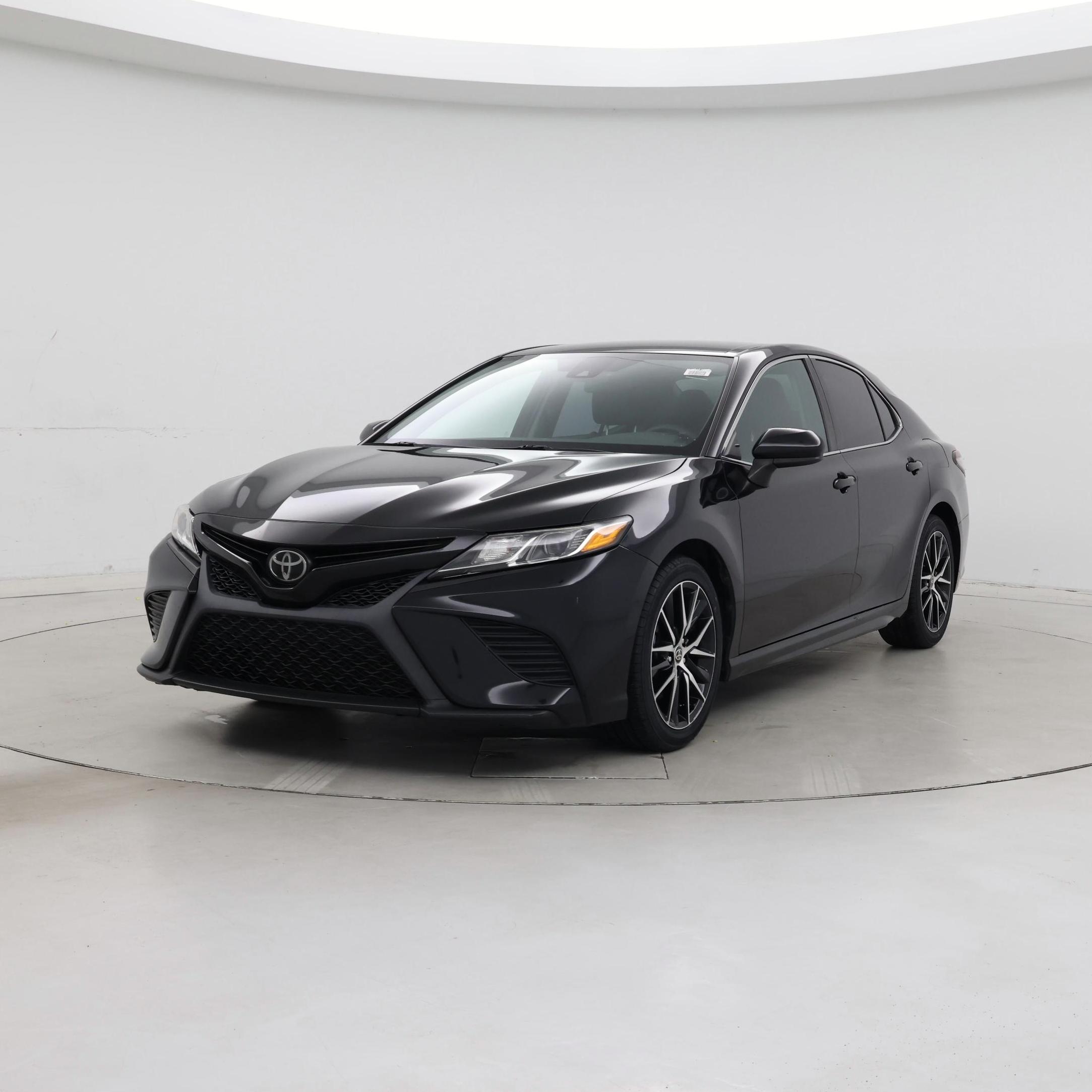 Thumbnail: 2020 Toyota Camry - 4