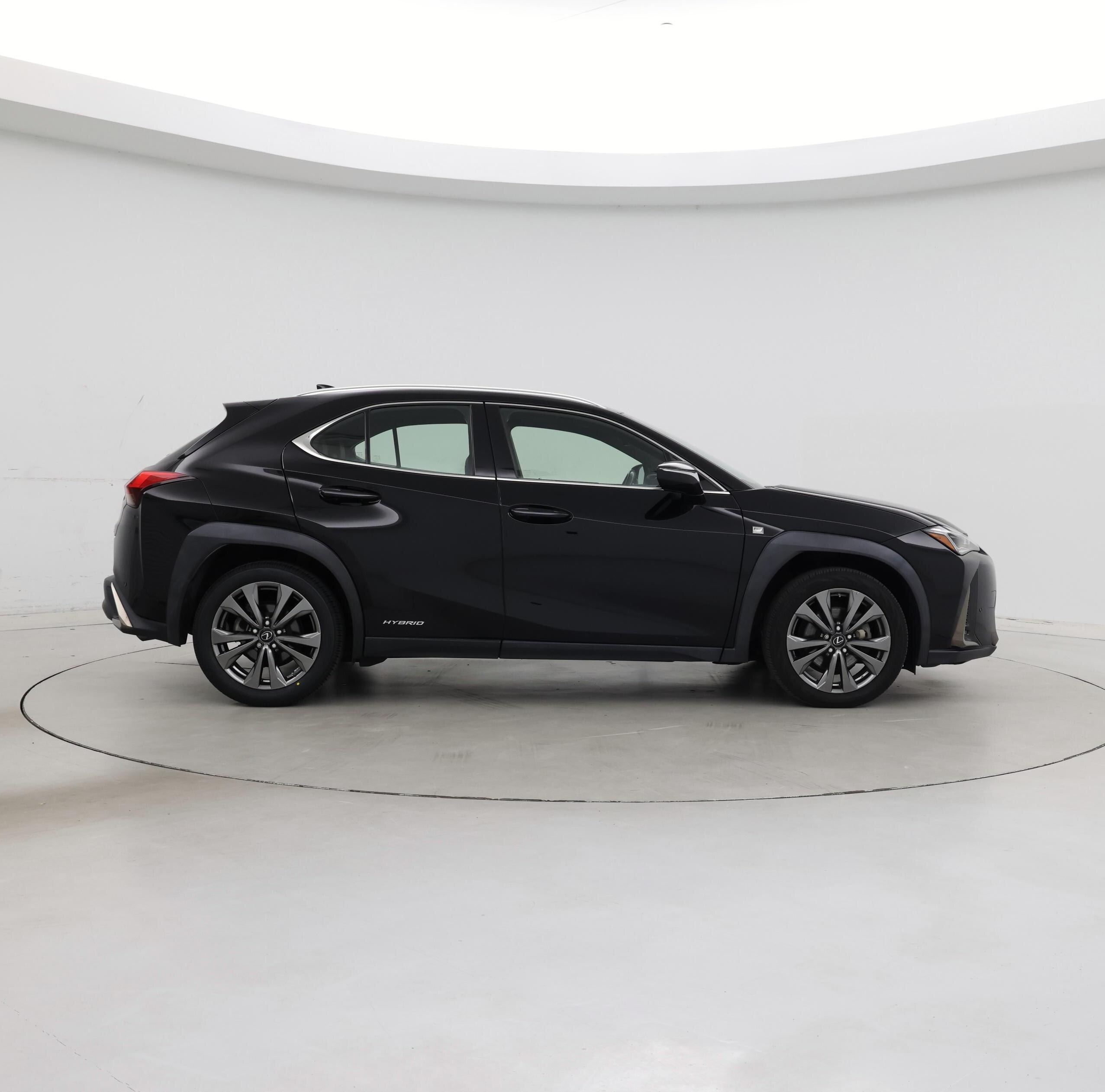 Thumbnail: 2020 Lexus UX - 7