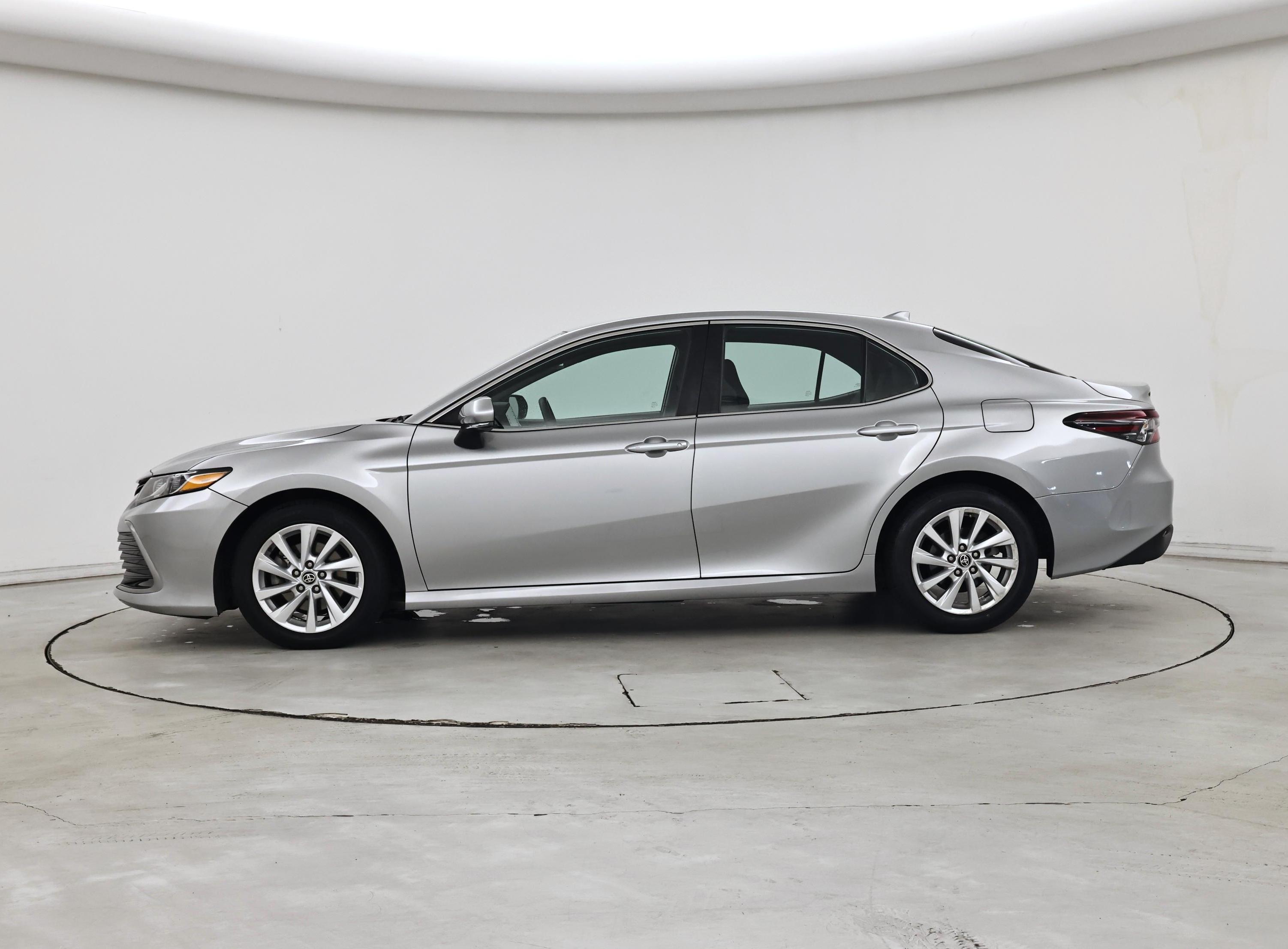 Thumbnail: 2023 Toyota Camry - 3