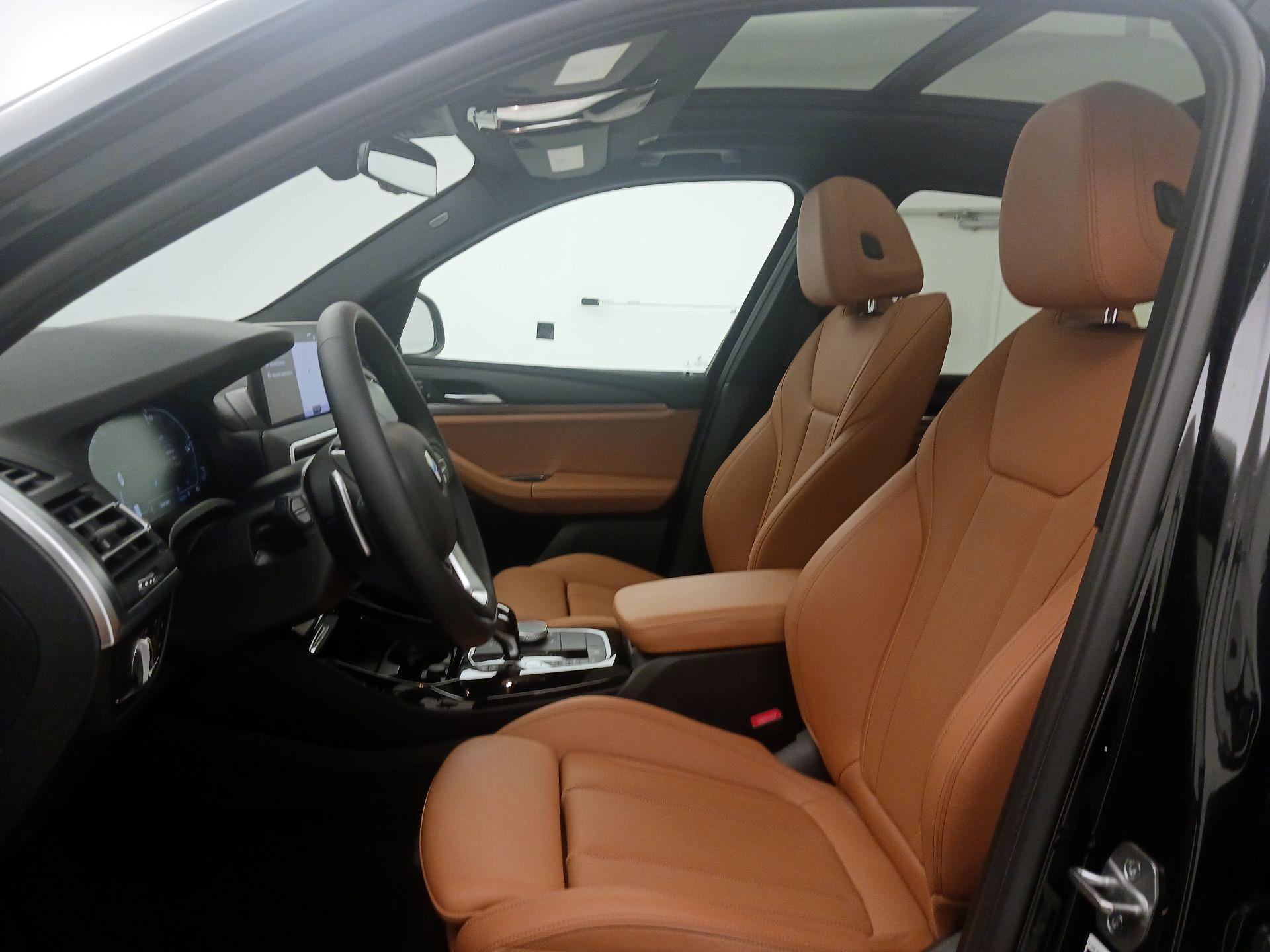 Thumbnail: 2023 BMW X3 - 11