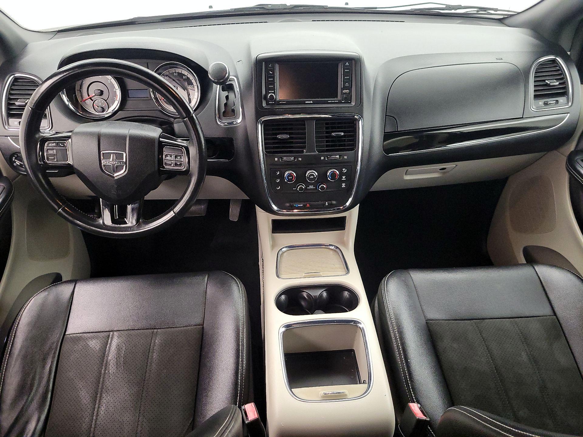 Thumbnail: 2019 Dodge Grand Caravan - 9