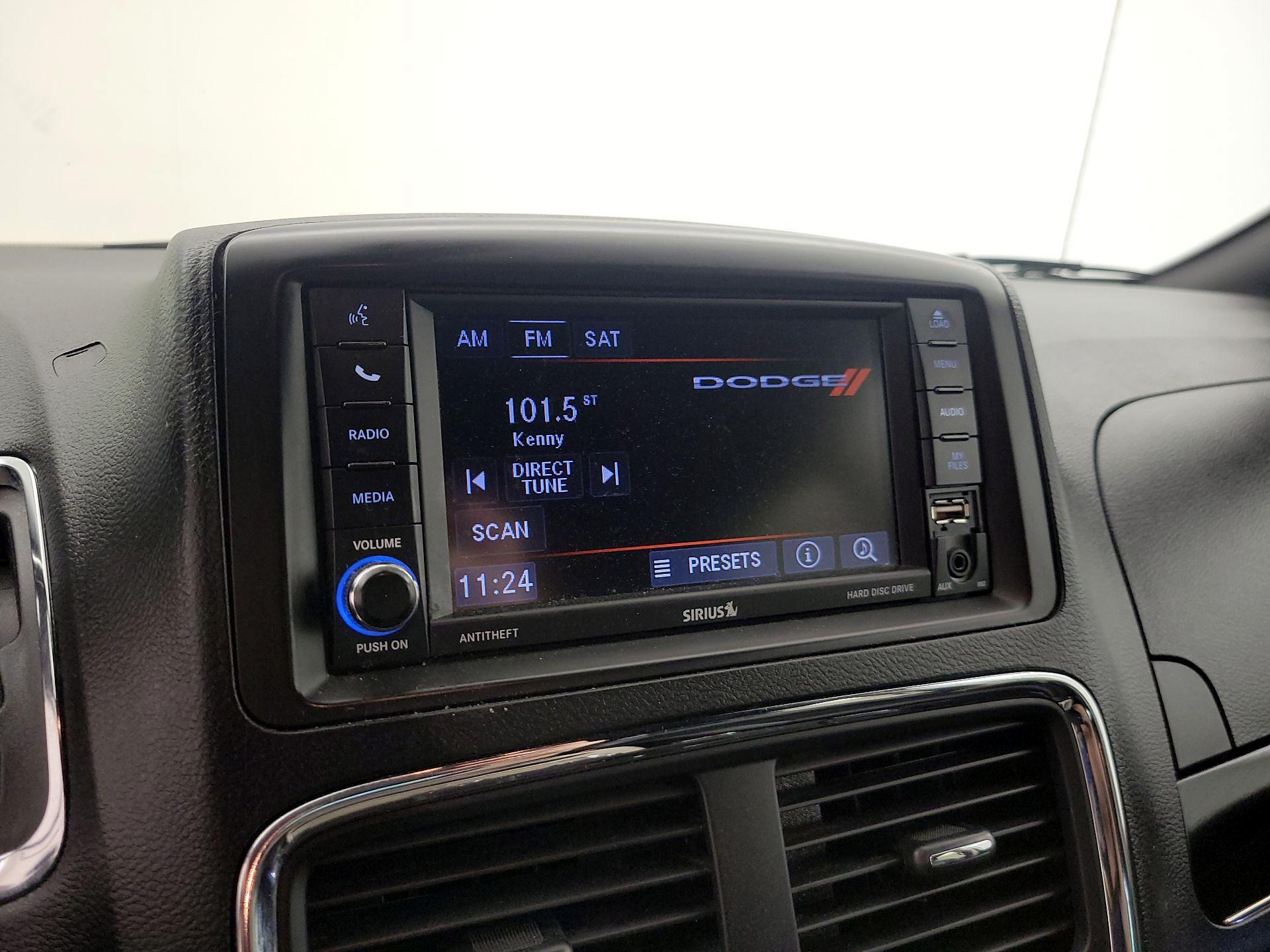 Thumbnail: 2019 Dodge Grand Caravan - 15