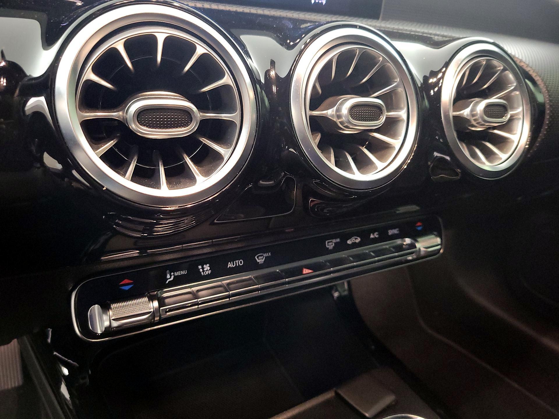 Thumbnail: 2020 Mercedes-Benz A-Class - 14