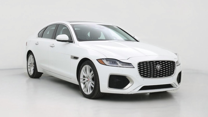 2022 Jaguar XF SE Hero Image