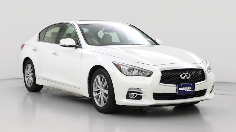 2015 INFINITI Q50 Premium Hero Image