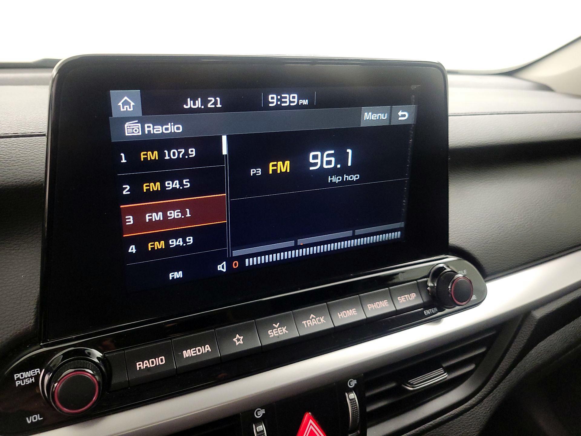 Thumbnail: 2020 Kia Forte - 13