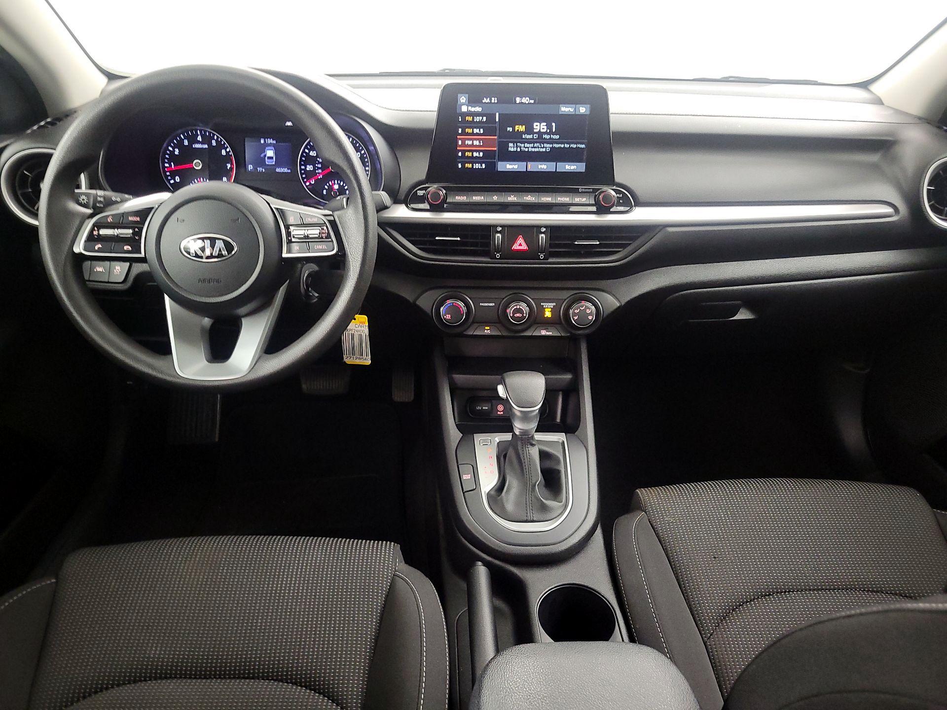 Thumbnail: 2020 Kia Forte - 8