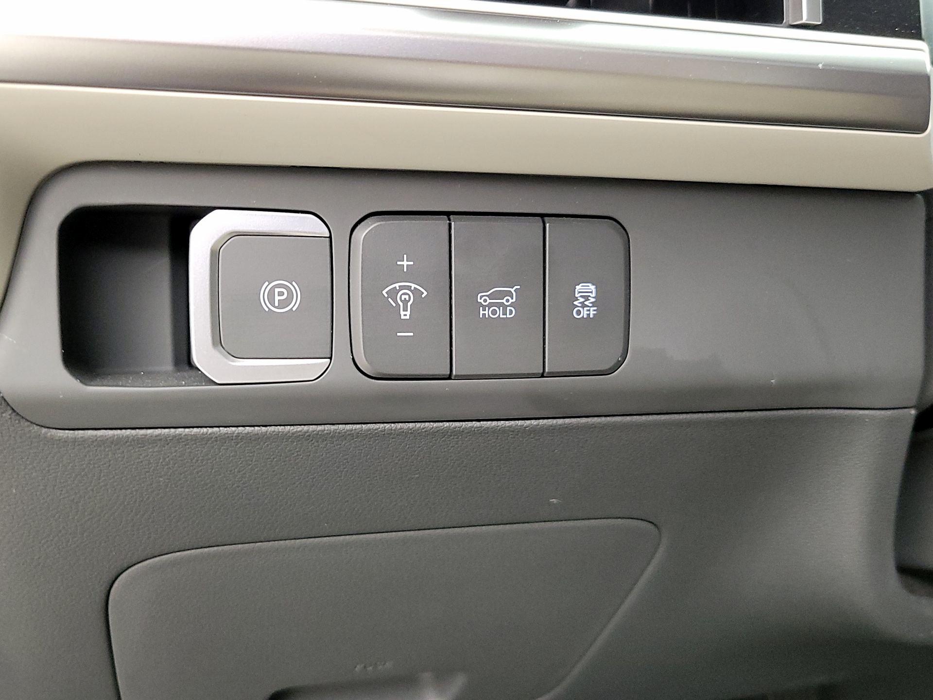 Thumbnail: 2024 Hyundai Santa Fe - 13