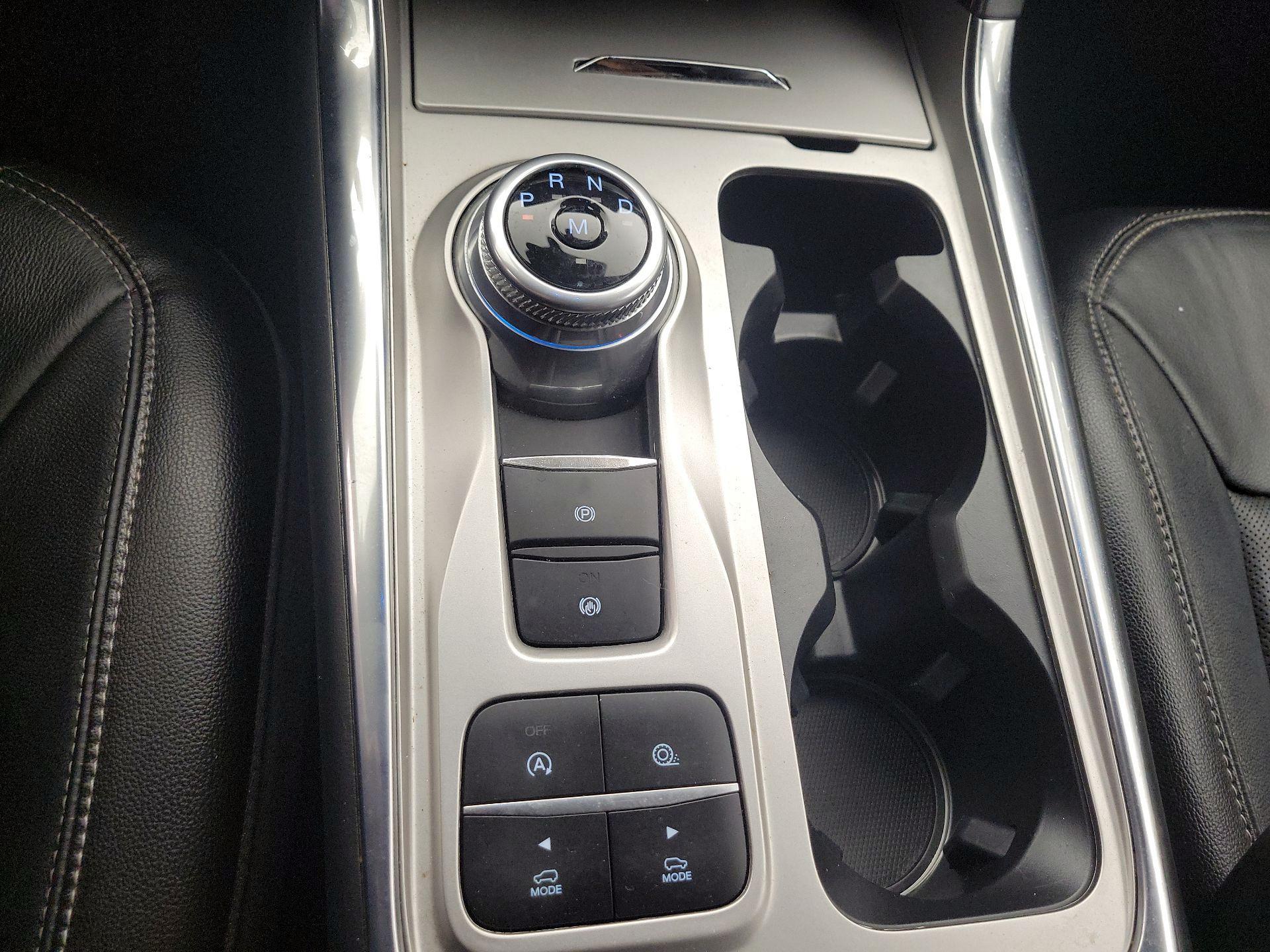 Thumbnail: 2020 Ford Explorer - 18