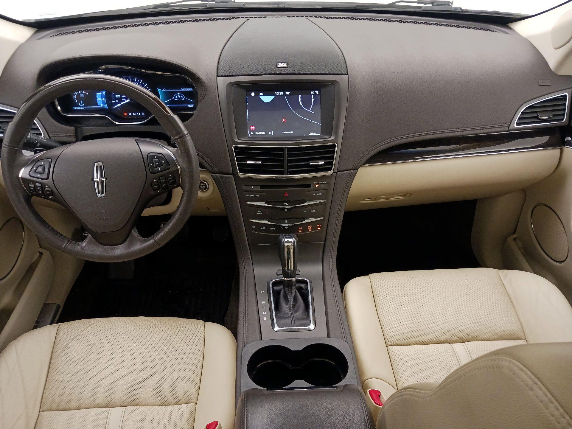 Thumbnail: 2019 Lincoln MKT - 9