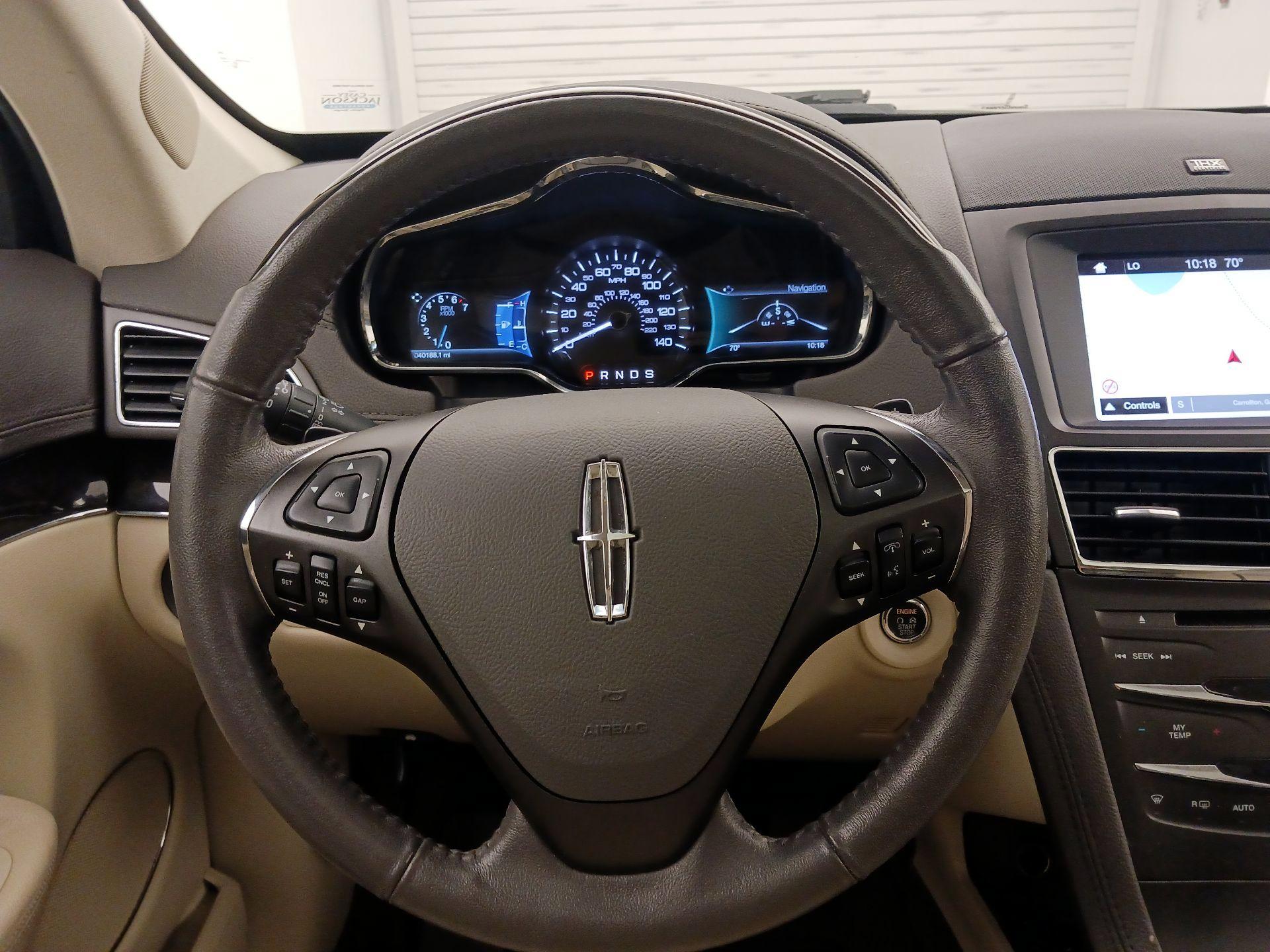 Thumbnail: 2019 Lincoln MKT - 10