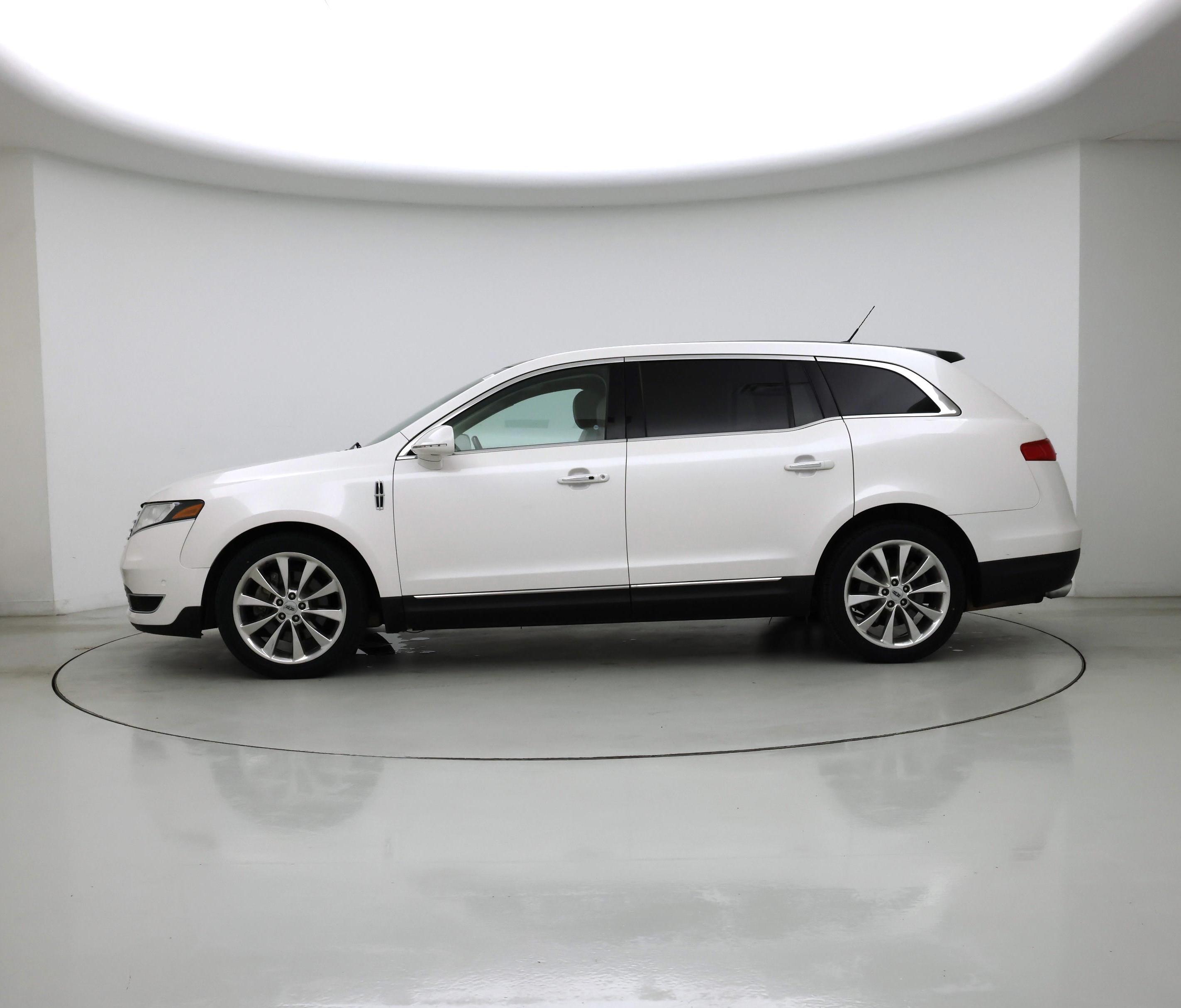 Thumbnail: 2019 Lincoln MKT - 3