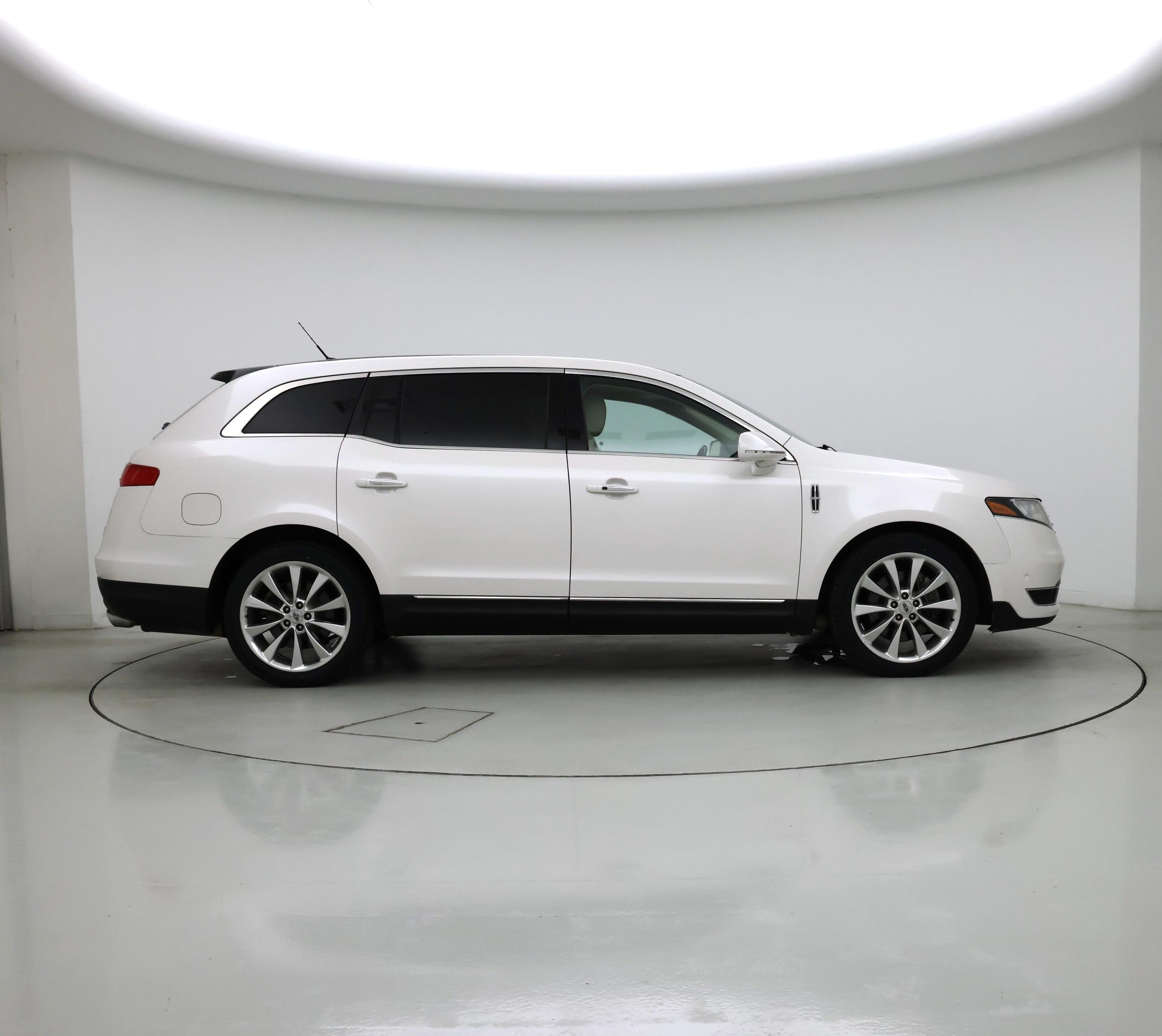 Thumbnail: 2019 Lincoln MKT - 7
