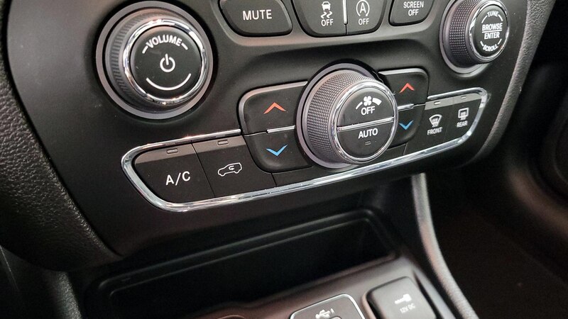 2021 Jeep Cherokee 80th Anniversary 16