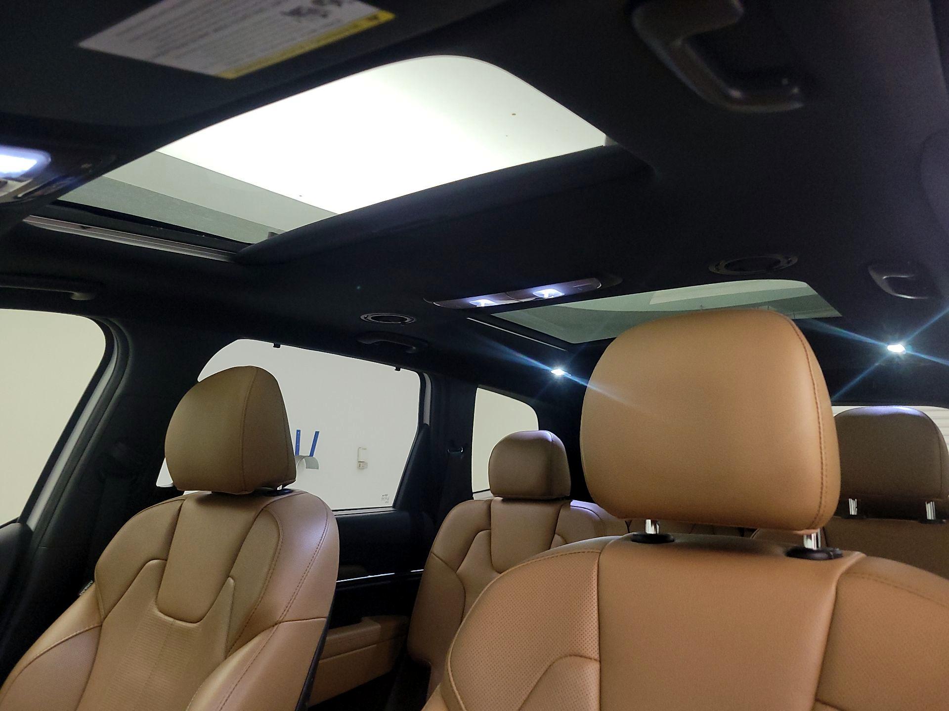 Thumbnail: 2020 Kia Telluride - 20