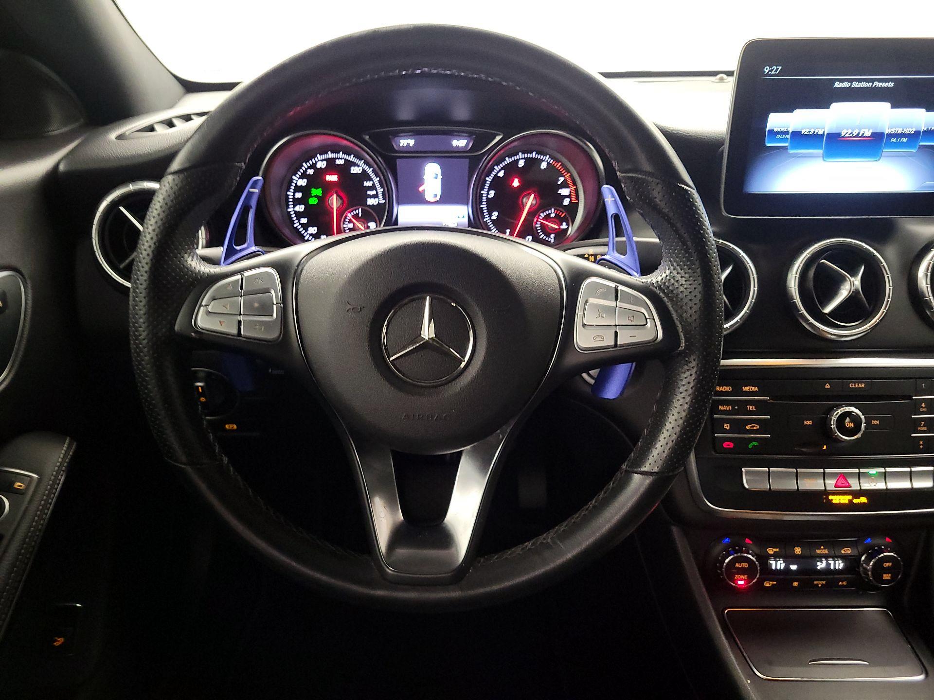 Thumbnail: 2019 Mercedes-Benz CLA - 10